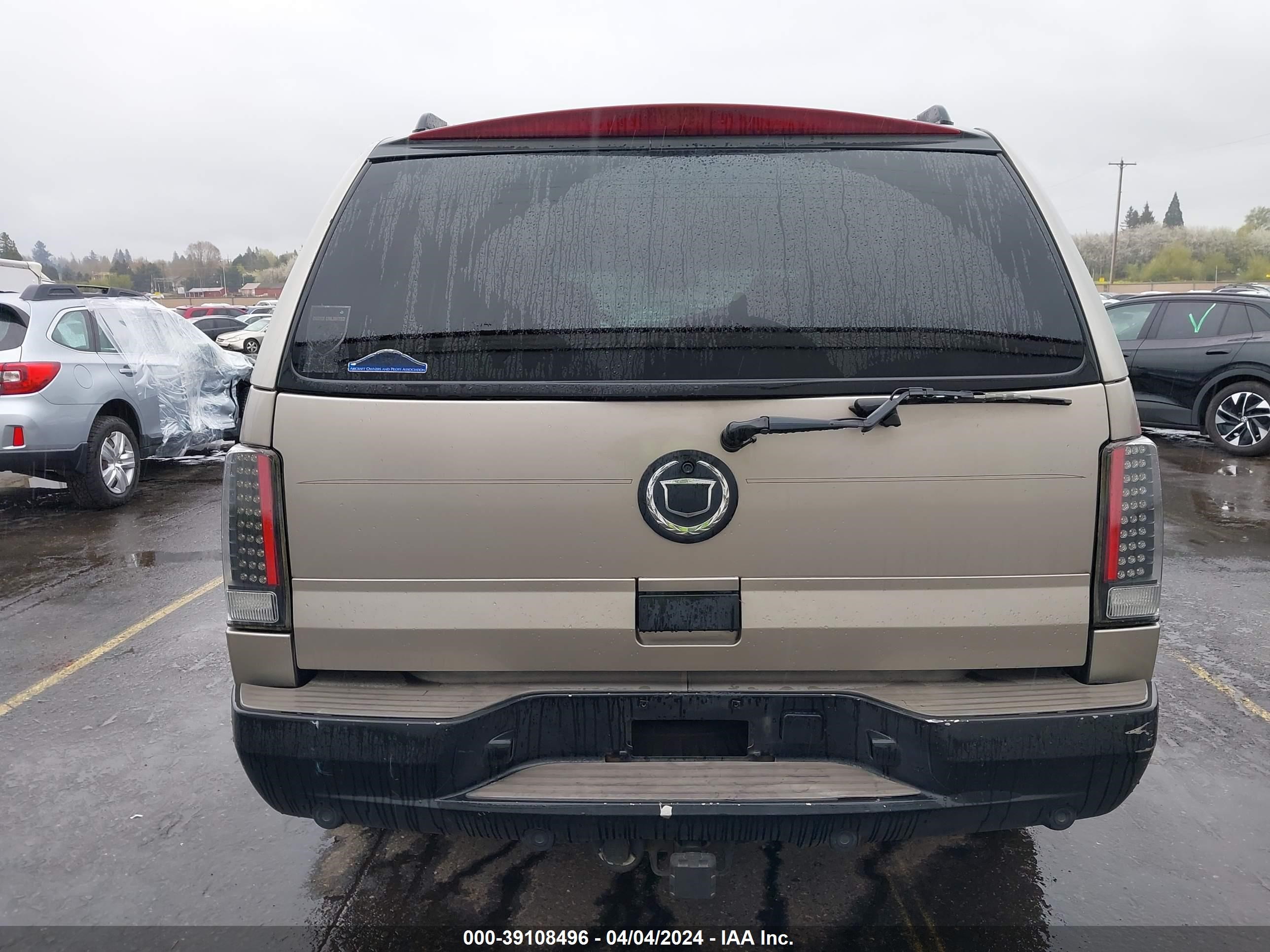 Photo 15 VIN: 1GYEK63NX3R252357 - CADILLAC ESCALADE 