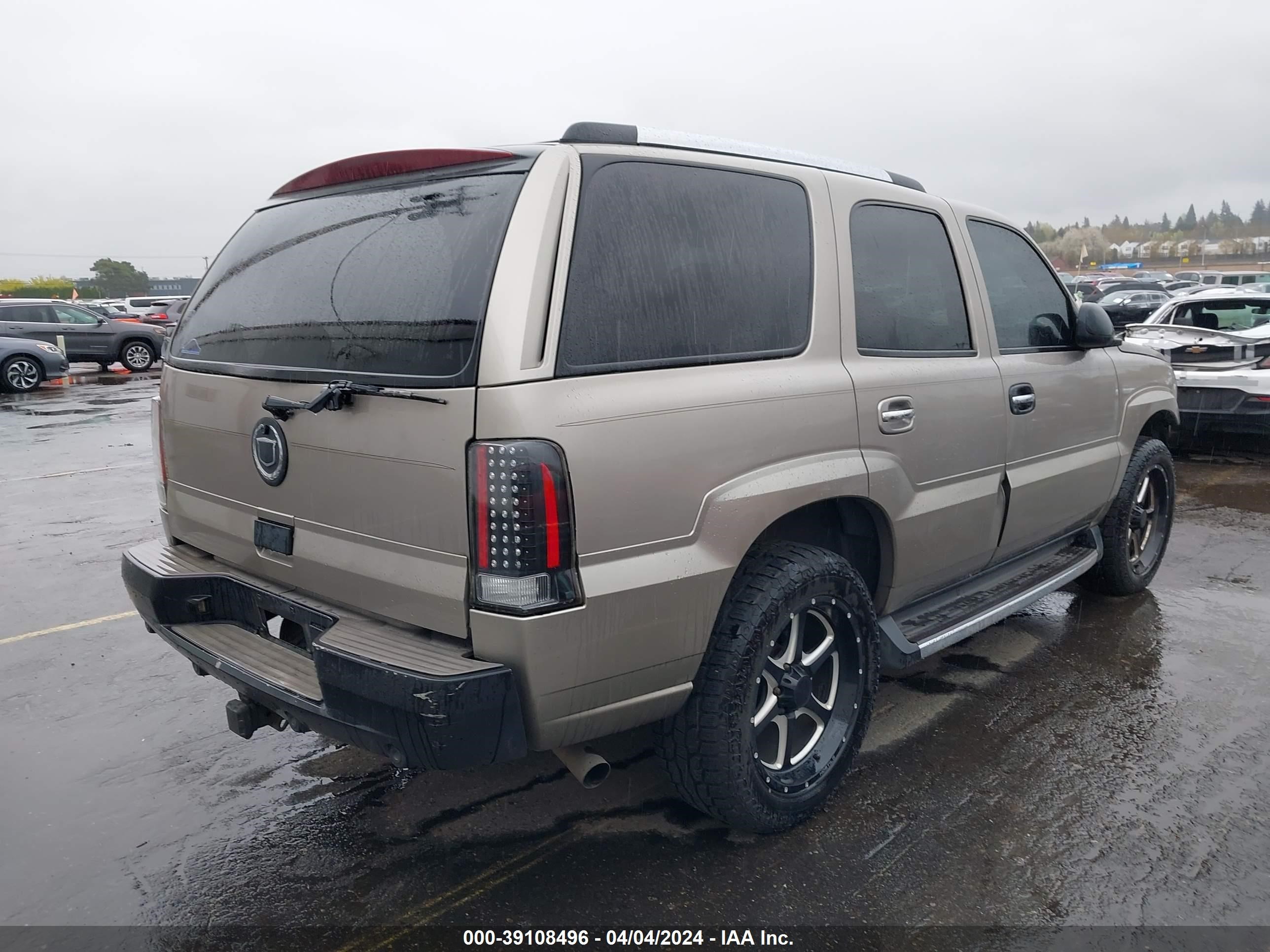 Photo 3 VIN: 1GYEK63NX3R252357 - CADILLAC ESCALADE 