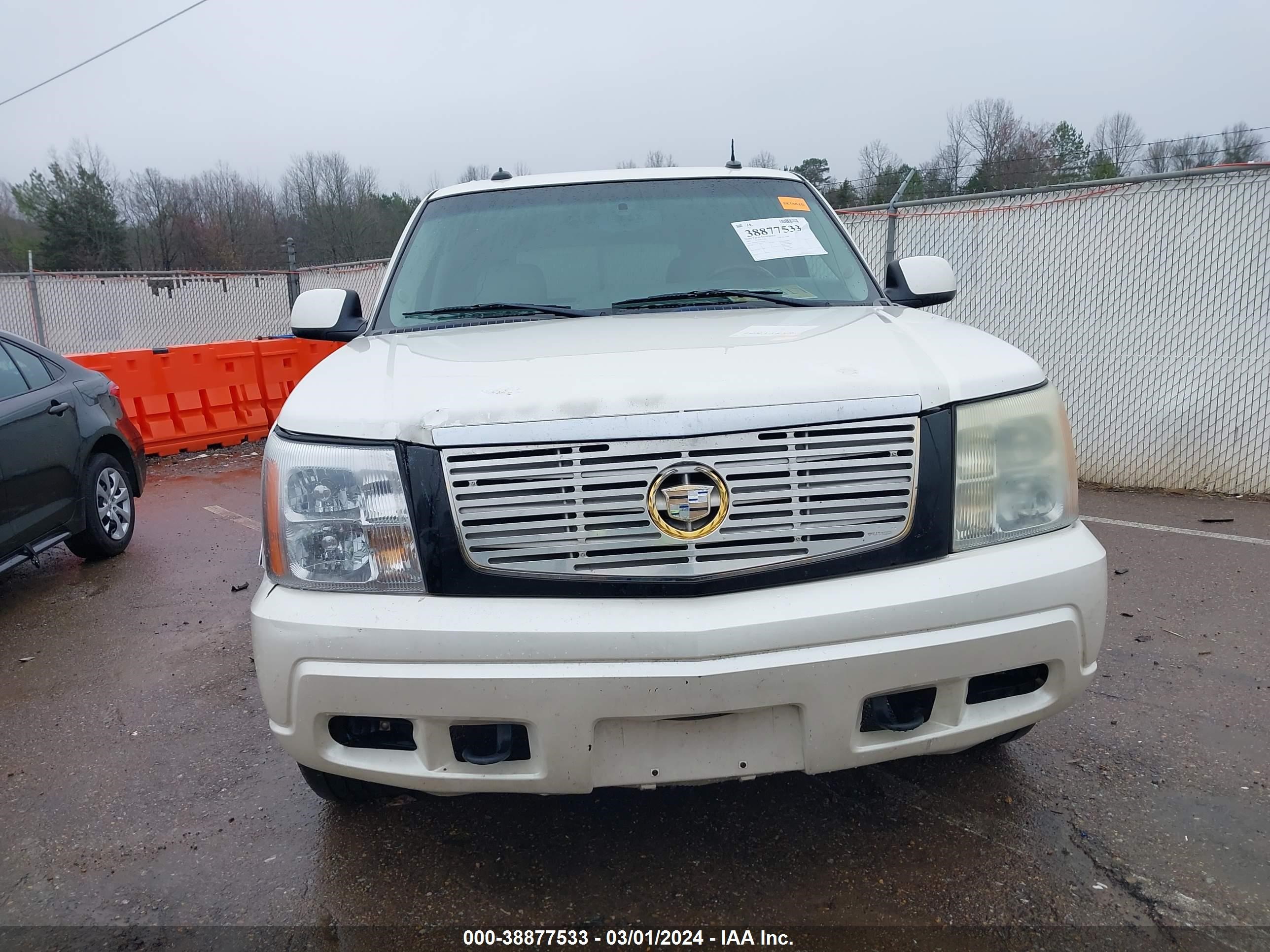 Photo 5 VIN: 1GYEK63NX3R287741 - CADILLAC ESCALADE 