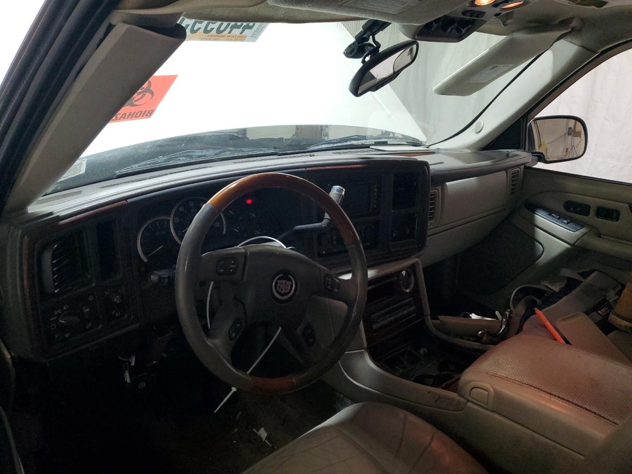 Photo 7 VIN: 1GYEK63NX4R286655 - CADILLAC ESCALADE 