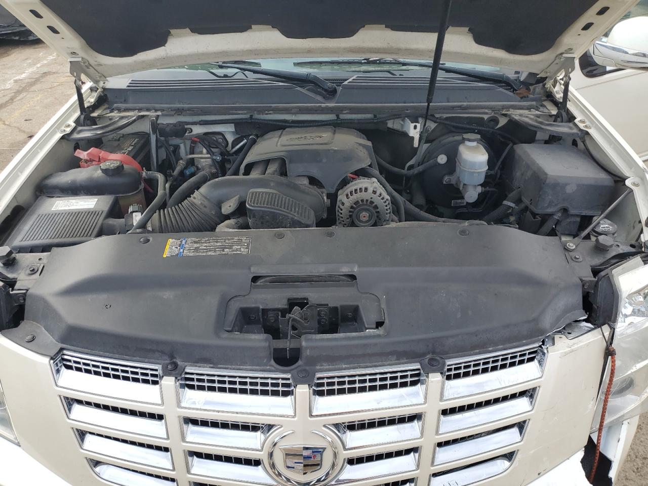 Photo 10 VIN: 1GYFC26219R160235 - CADILLAC ESCALADE 