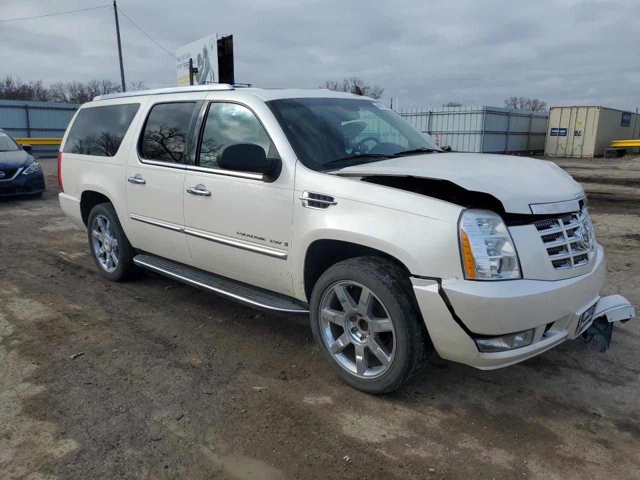 Photo 3 VIN: 1GYFC26219R160235 - CADILLAC ESCALADE 