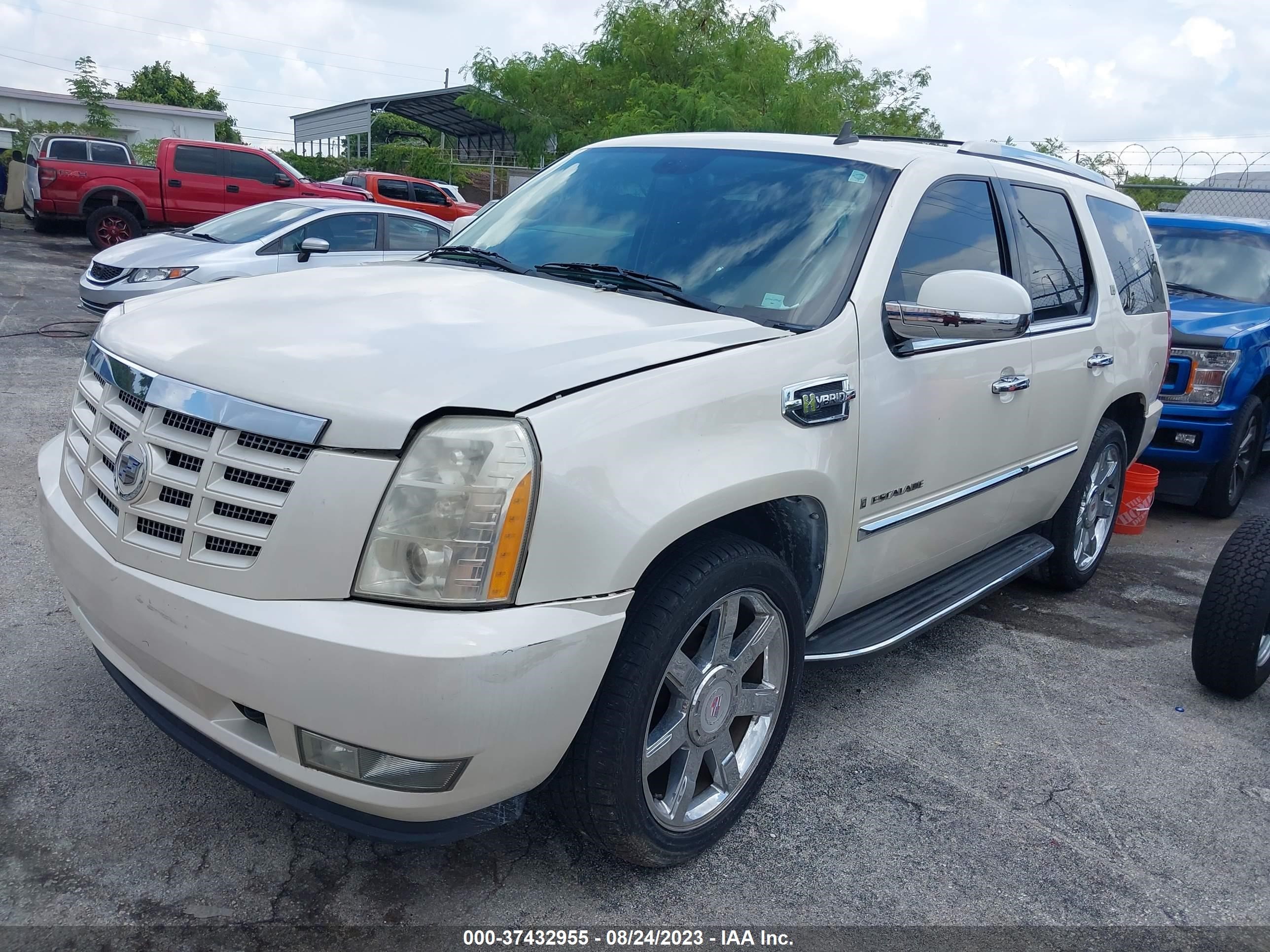 Photo 1 VIN: 1GYFC43509R131528 - CADILLAC ESCALADE 