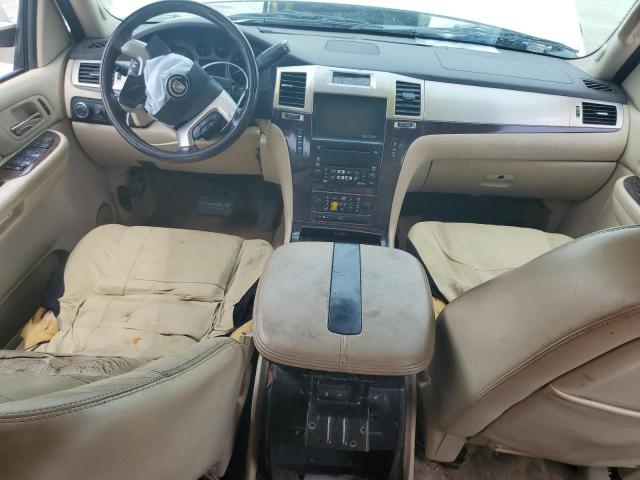 Photo 7 VIN: 1GYFC66878R216060 - CADILLAC ESCALADE 