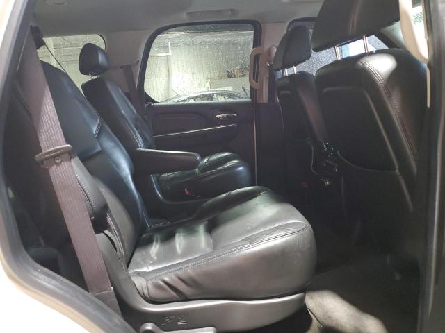 Photo 10 VIN: 1GYFK13219R105396 - CADILLAC ESCALADE 