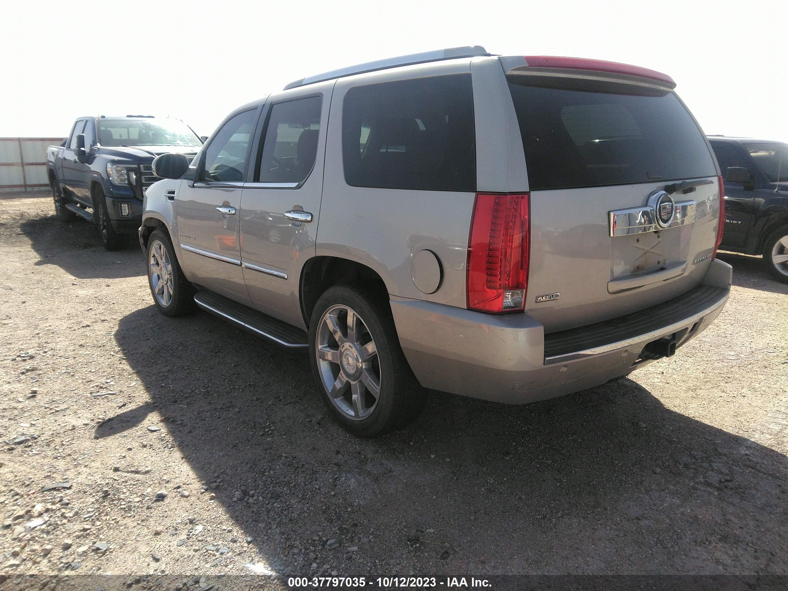 Photo 2 VIN: 1GYFK13259R248383 - CADILLAC ESCALADE 