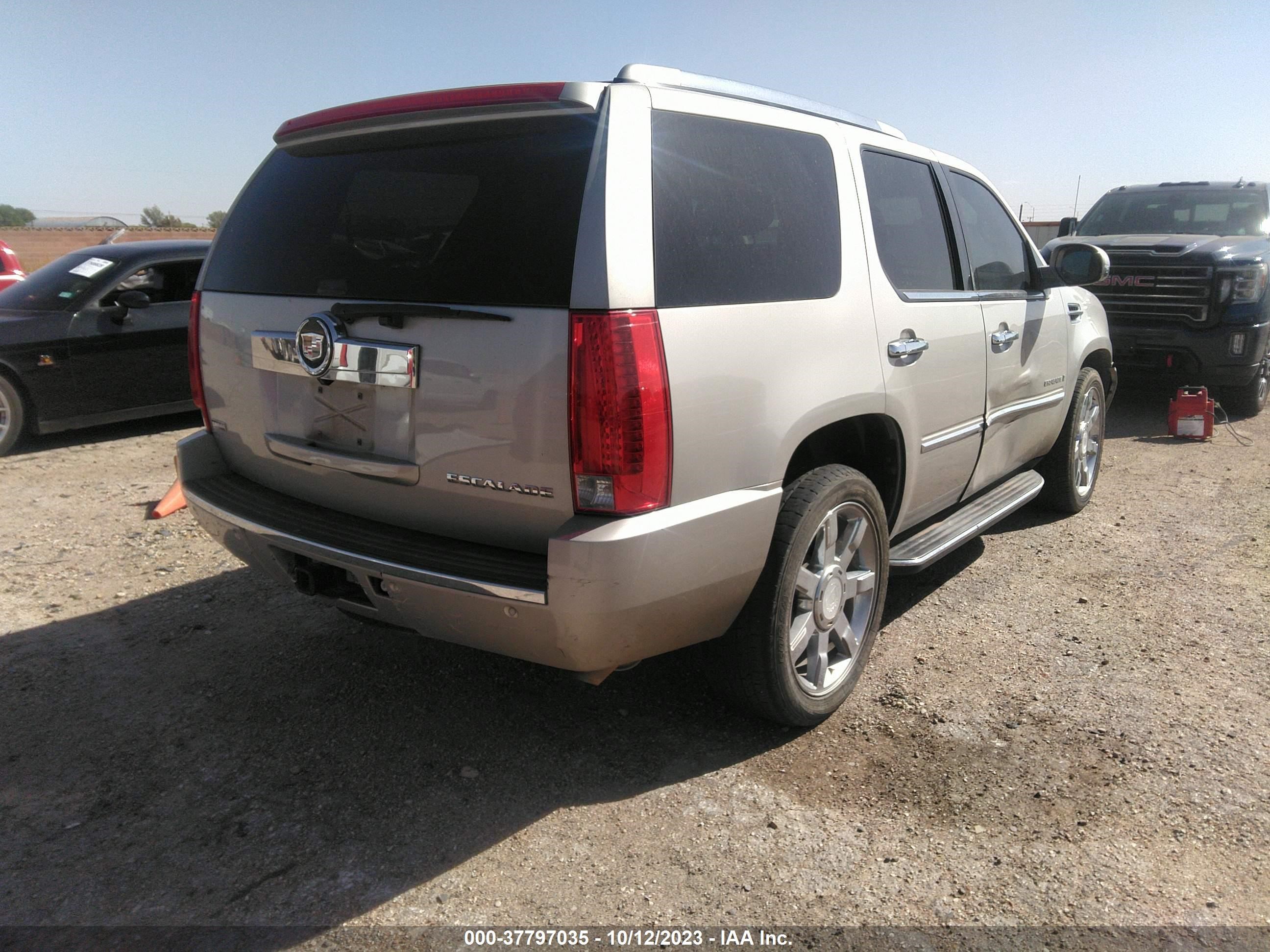 Photo 3 VIN: 1GYFK13259R248383 - CADILLAC ESCALADE 