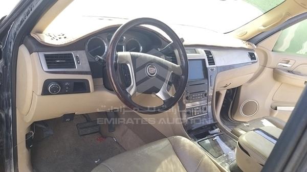 Photo 13 VIN: 1GYFK16279R108606 - CADILLAC ESCALADE 