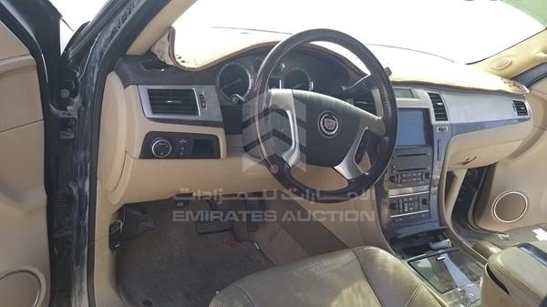 Photo 9 VIN: 1GYFK16279R108606 - CADILLAC ESCALADE 