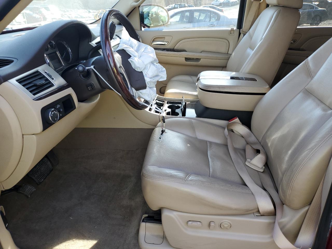 Photo 6 VIN: 1GYFK23219R130305 - CADILLAC ESCALADE 