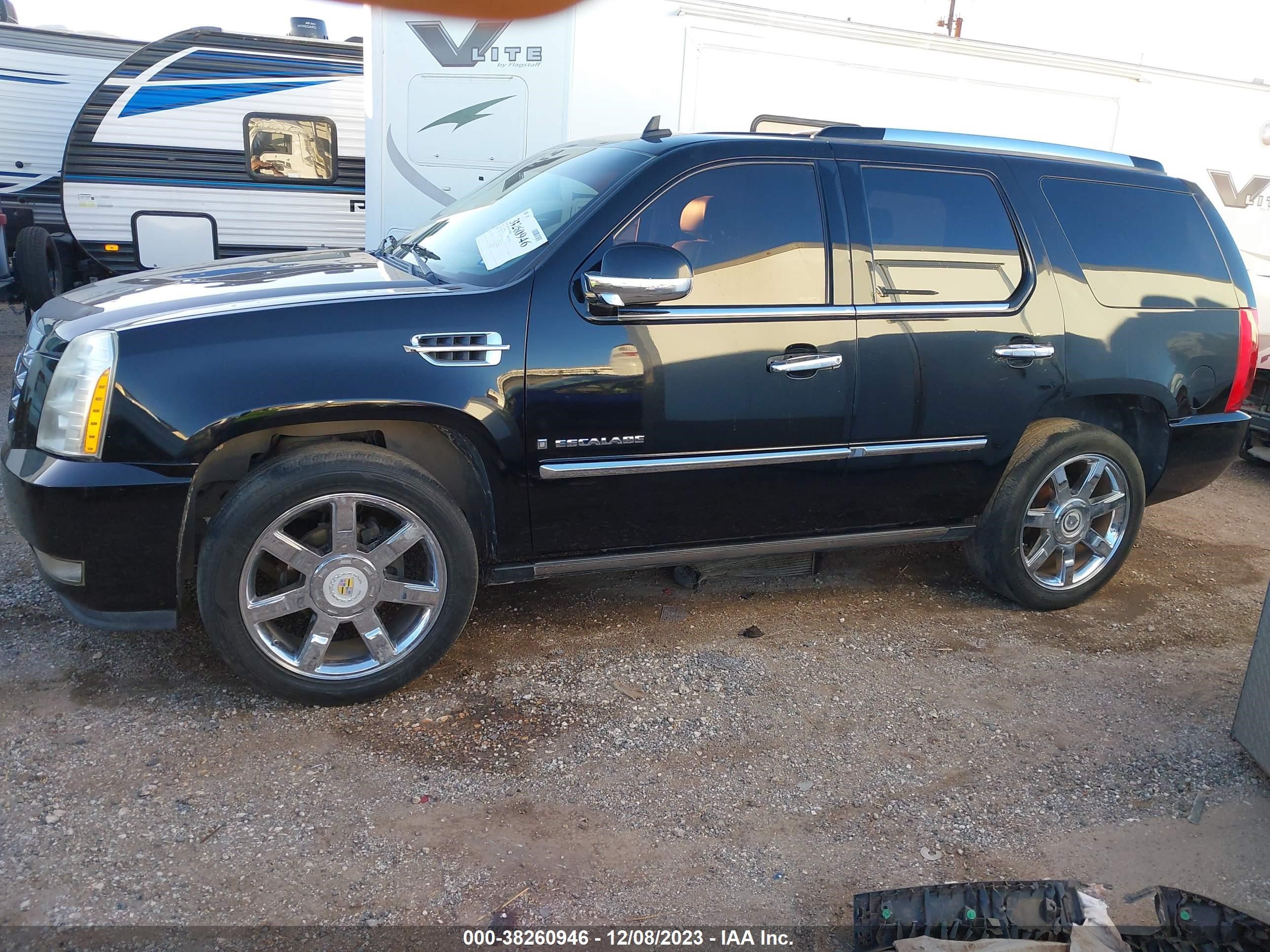 Photo 13 VIN: 1GYFK23269R157709 - CADILLAC ESCALADE 