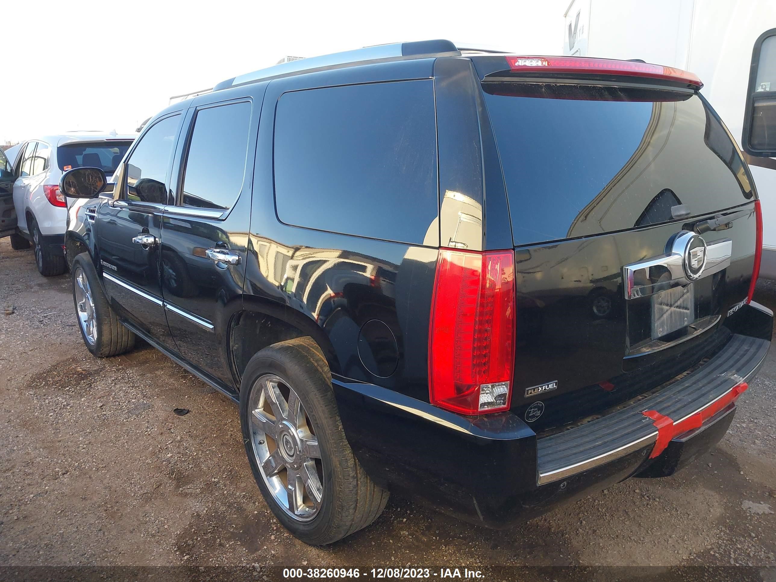 Photo 2 VIN: 1GYFK23269R157709 - CADILLAC ESCALADE 