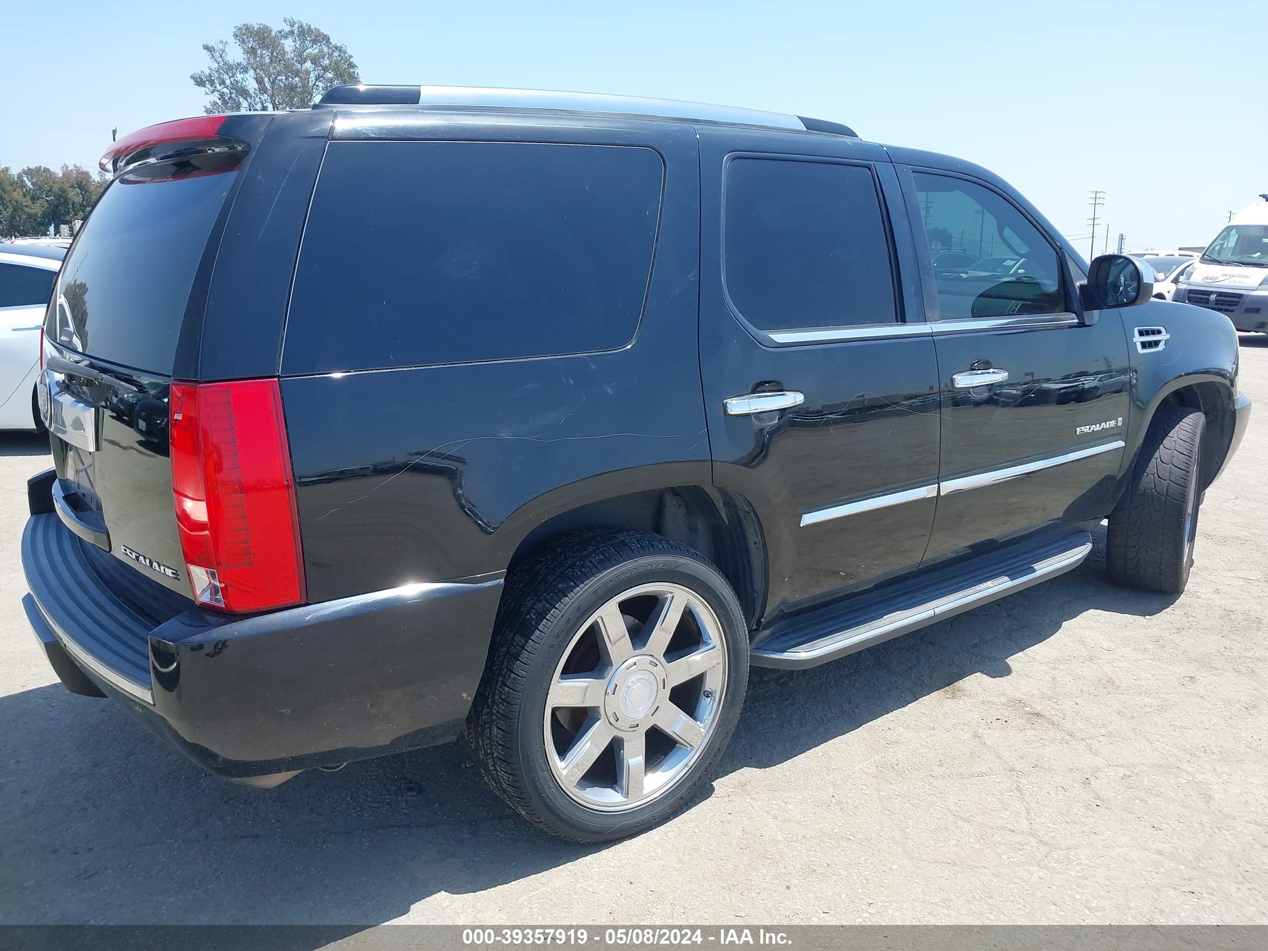 Photo 3 VIN: 1GYFK23289R260758 - CADILLAC ESCALADE 