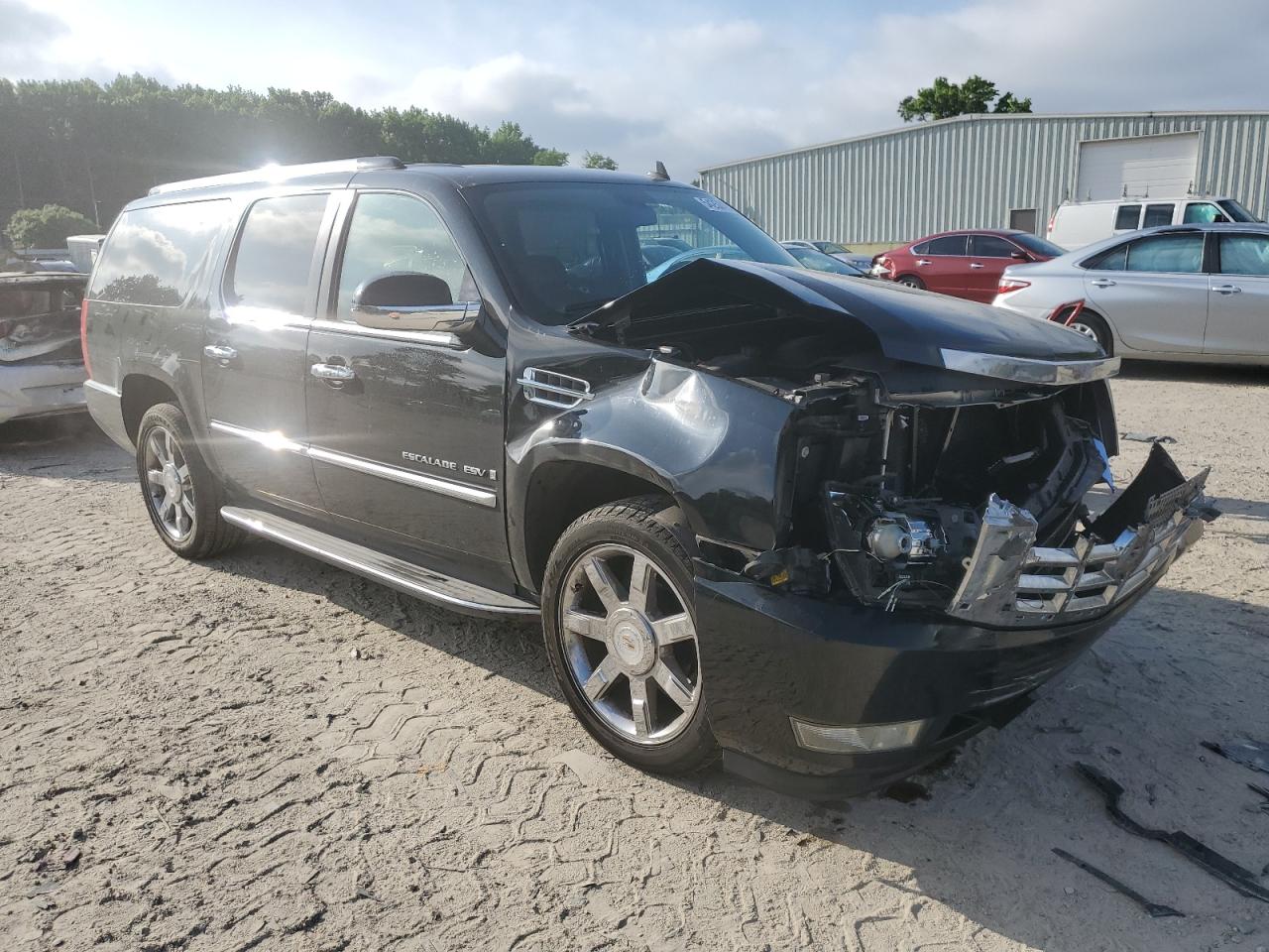 Photo 3 VIN: 1GYFK26229R221689 - CADILLAC ESCALADE 