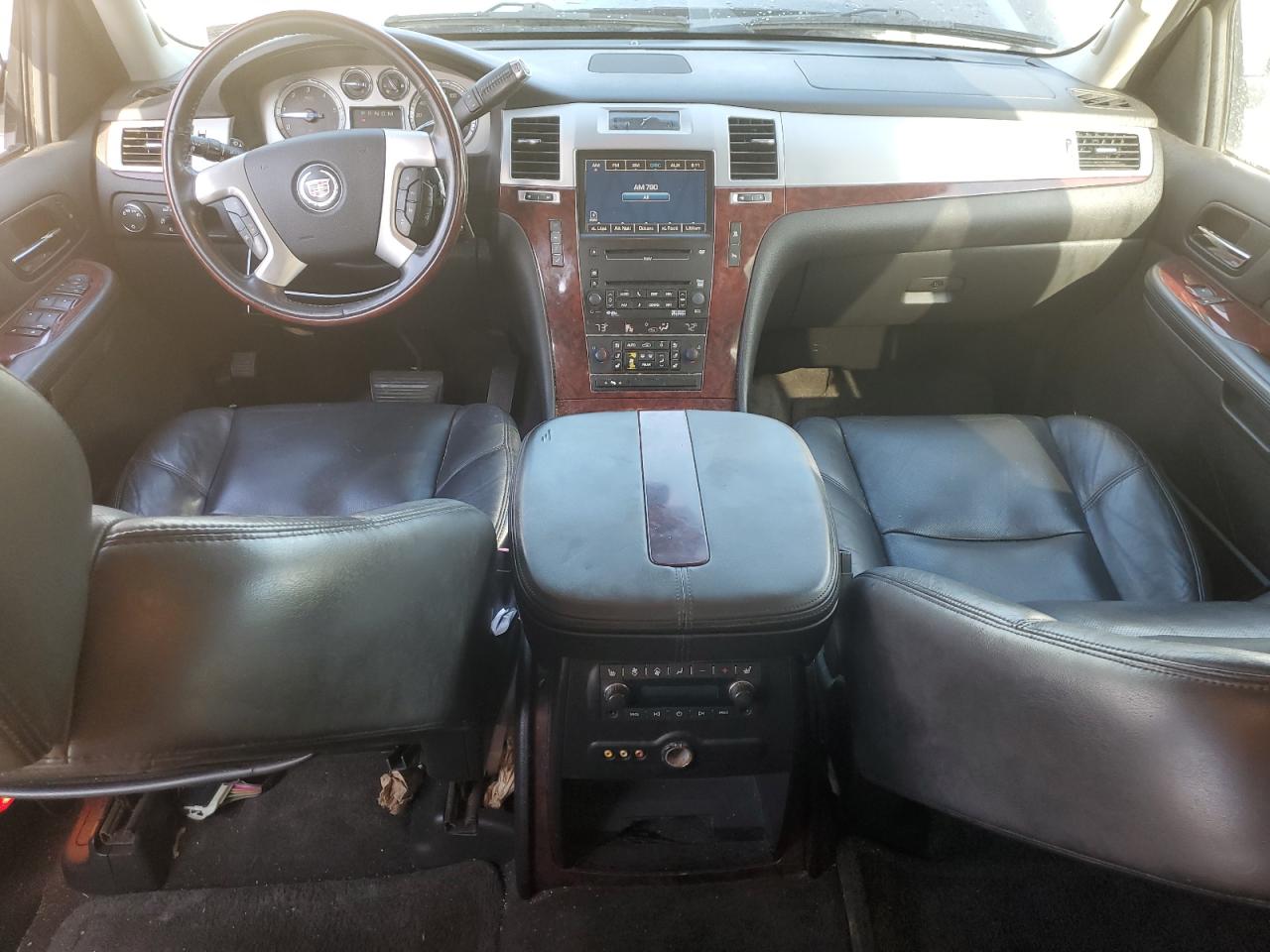 Photo 7 VIN: 1GYFK26229R221689 - CADILLAC ESCALADE 