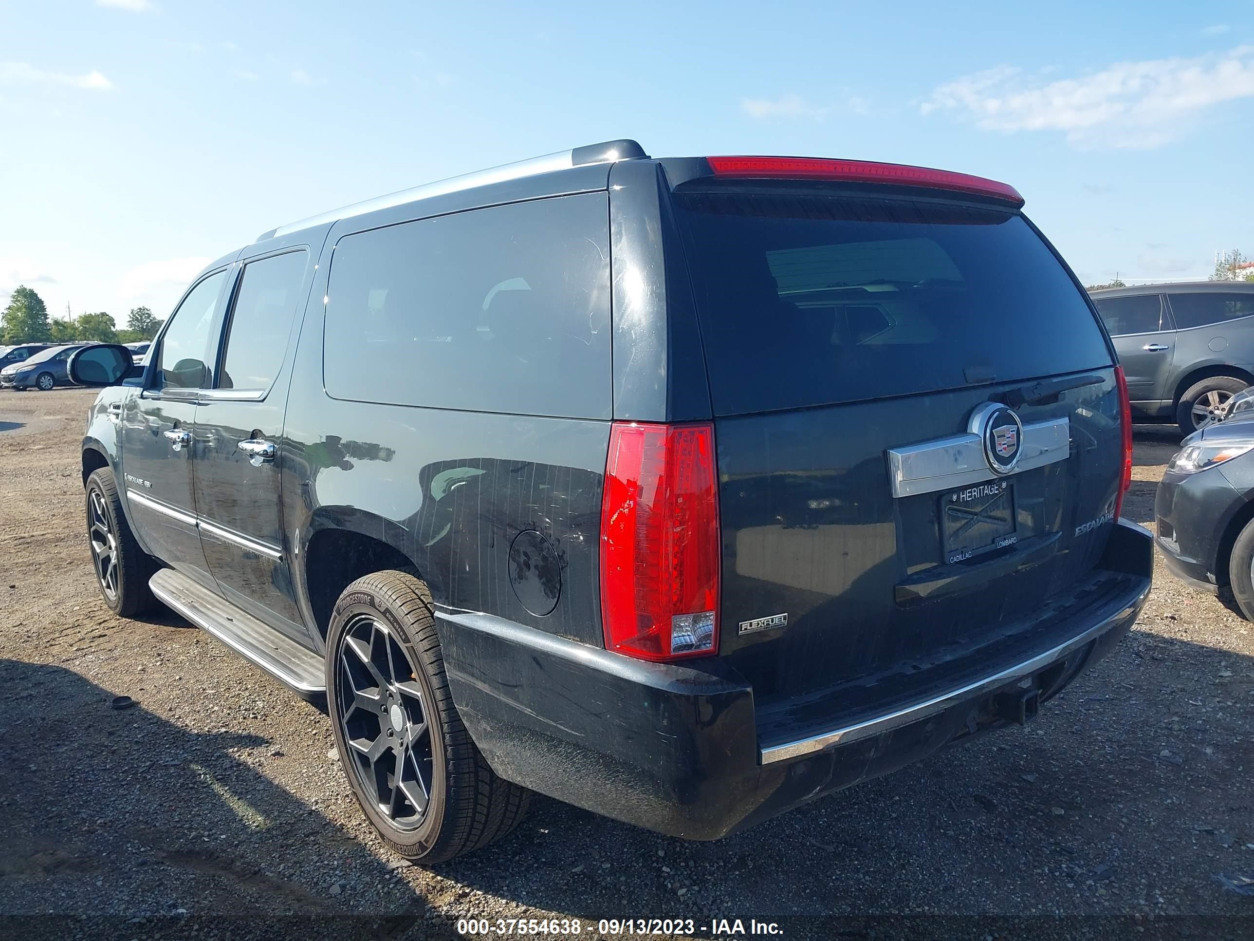 Photo 2 VIN: 1GYFK26249R254807 - CADILLAC ESCALADE 