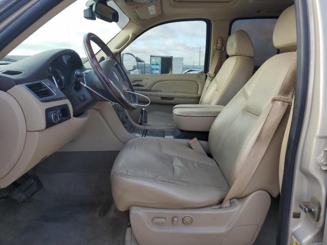 Photo 6 VIN: 1GYFK26299R142150 - CADILLAC ESCALADE E 