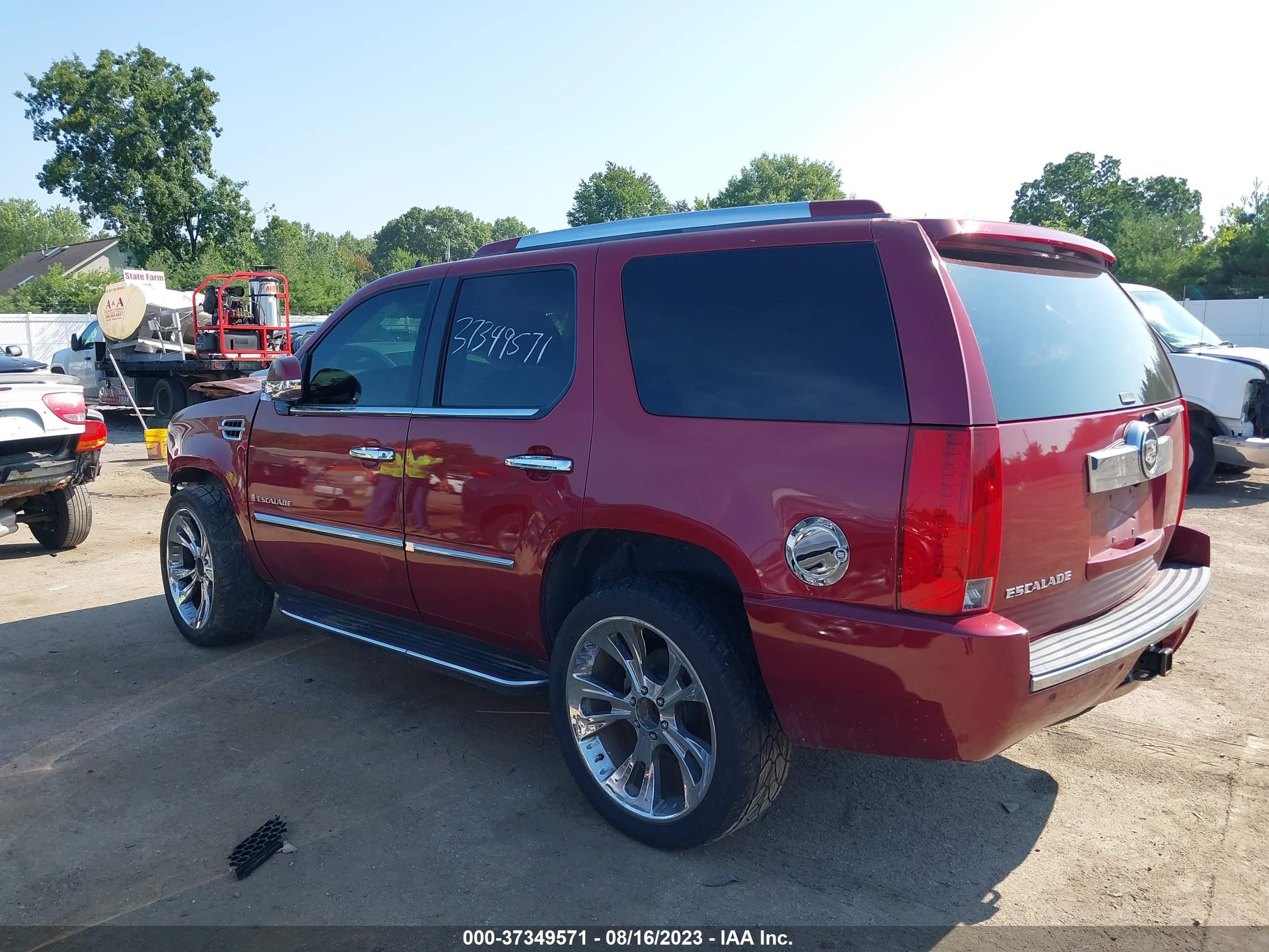 Photo 2 VIN: 1GYFK63817R173616 - CADILLAC ESCALADE 