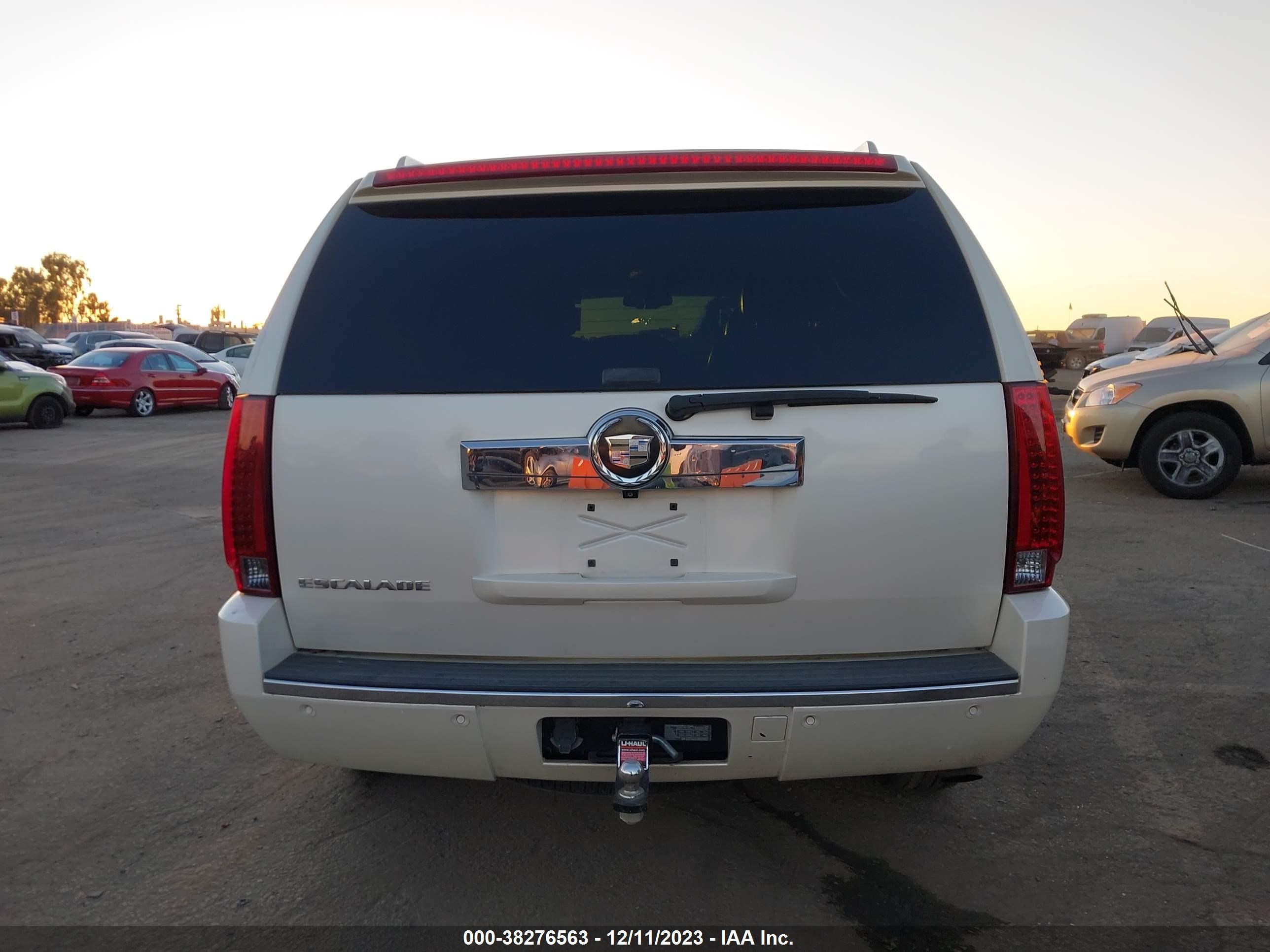 Photo 15 VIN: 1GYFK63817R333980 - CADILLAC ESCALADE 