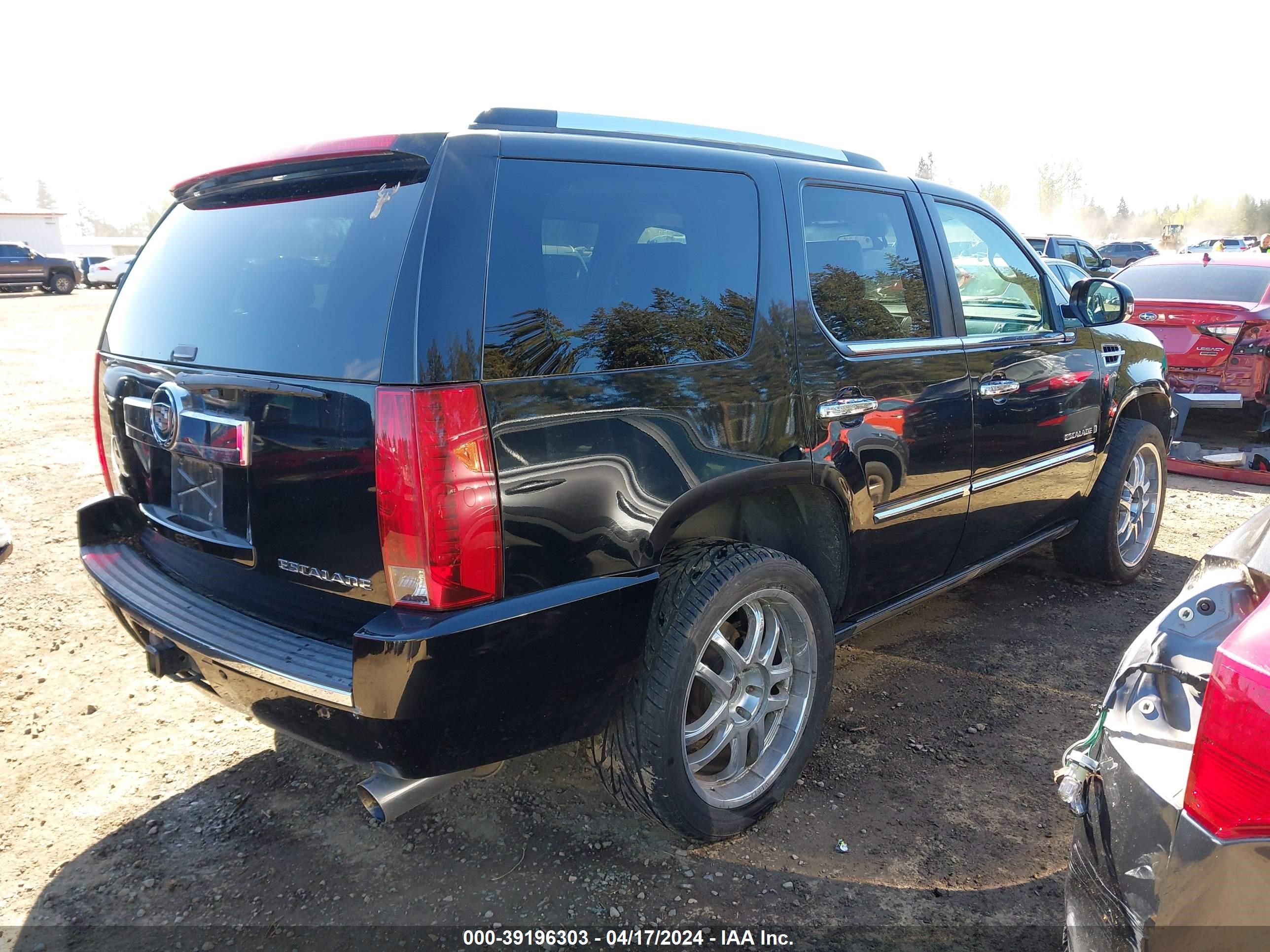 Photo 3 VIN: 1GYFK63817R374531 - CADILLAC ESCALADE 