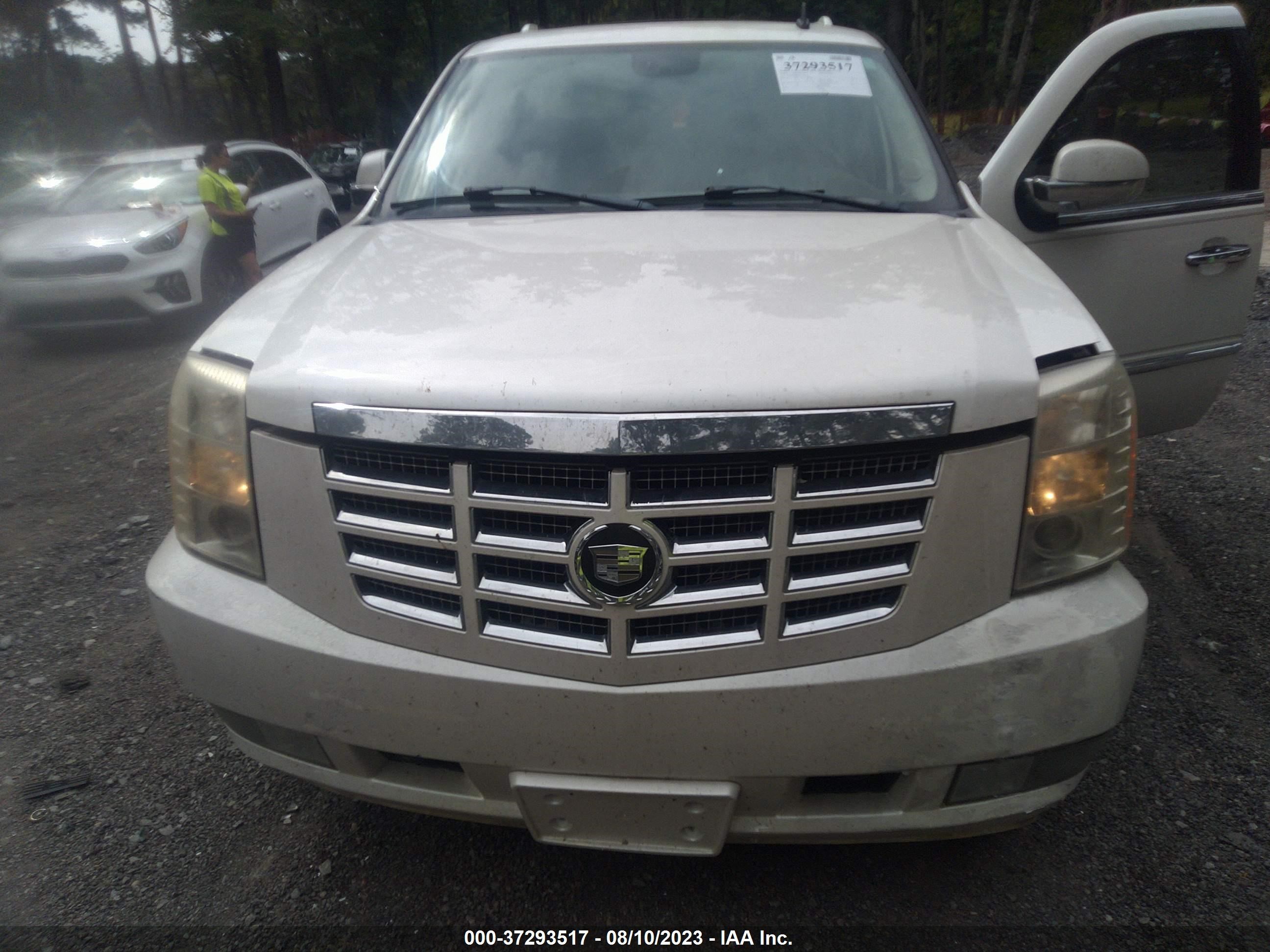 Photo 5 VIN: 1GYFK63827R175455 - CADILLAC ESCALADE 