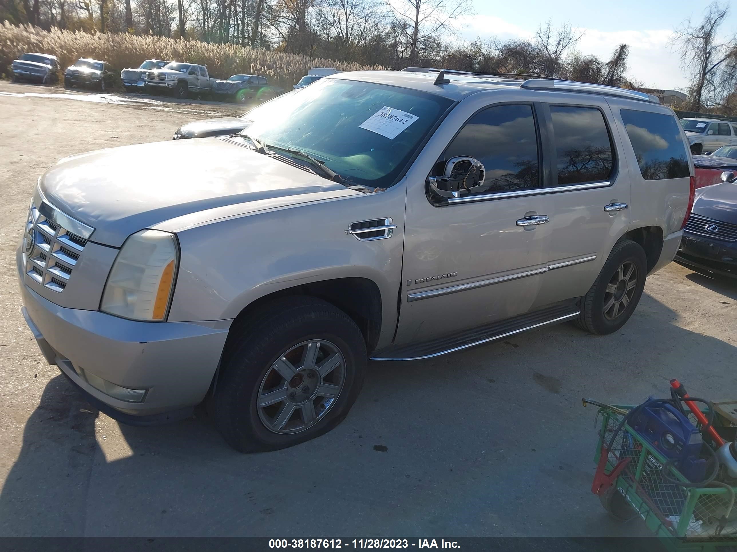 Photo 1 VIN: 1GYFK63827R332532 - CADILLAC ESCALADE 