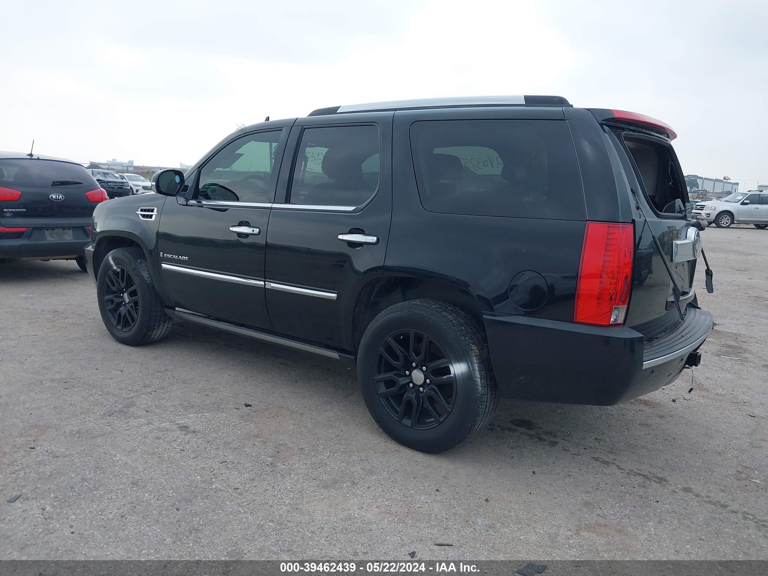 Photo 2 VIN: 1GYFK63828R273645 - CADILLAC ESCALADE 