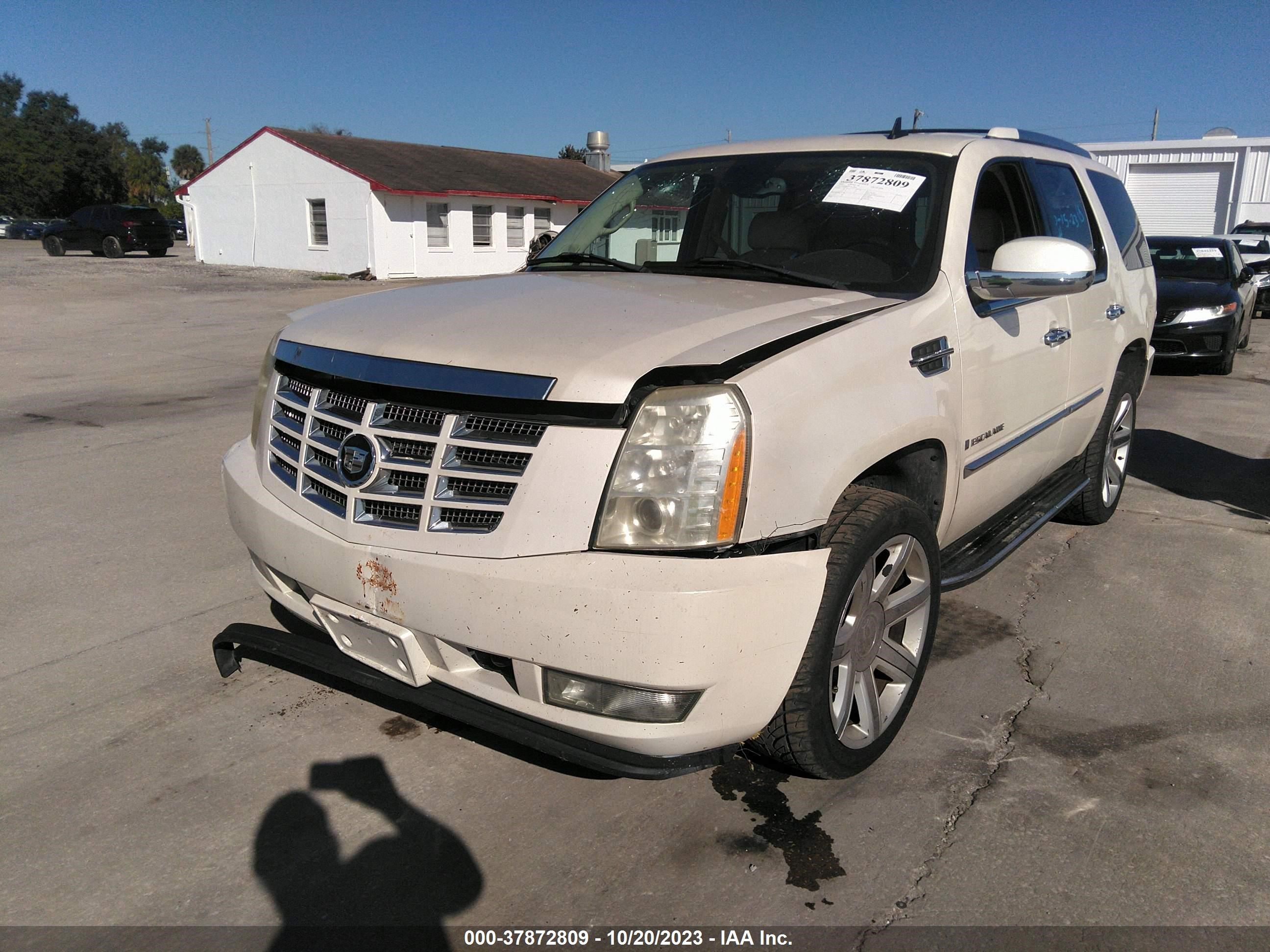 Photo 5 VIN: 1GYFK63837R134543 - CADILLAC ESCALADE 