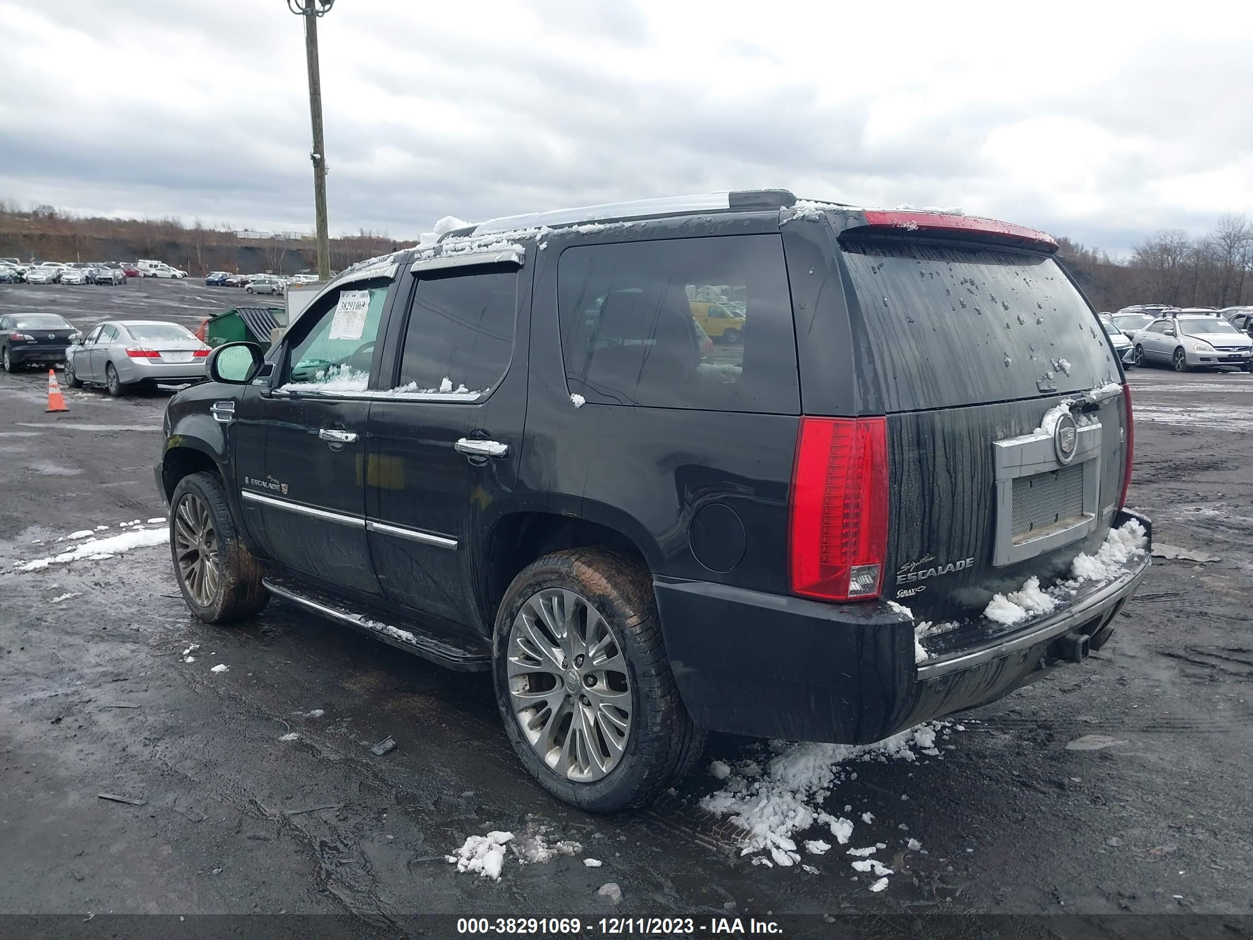 Photo 2 VIN: 1GYFK63837R275175 - CADILLAC ESCALADE 