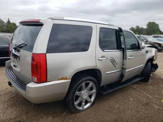 Photo 2 VIN: 1GYFK63858R122461 - CADILLAC ESCALADE L 