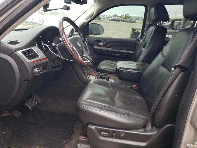 Photo 6 VIN: 1GYFK63858R122461 - CADILLAC ESCALADE L 