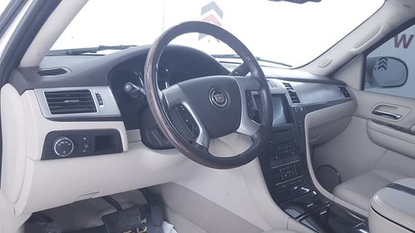 Photo 10 VIN: 1GYFK63867R344957 - CADILLAC ESCALADE 