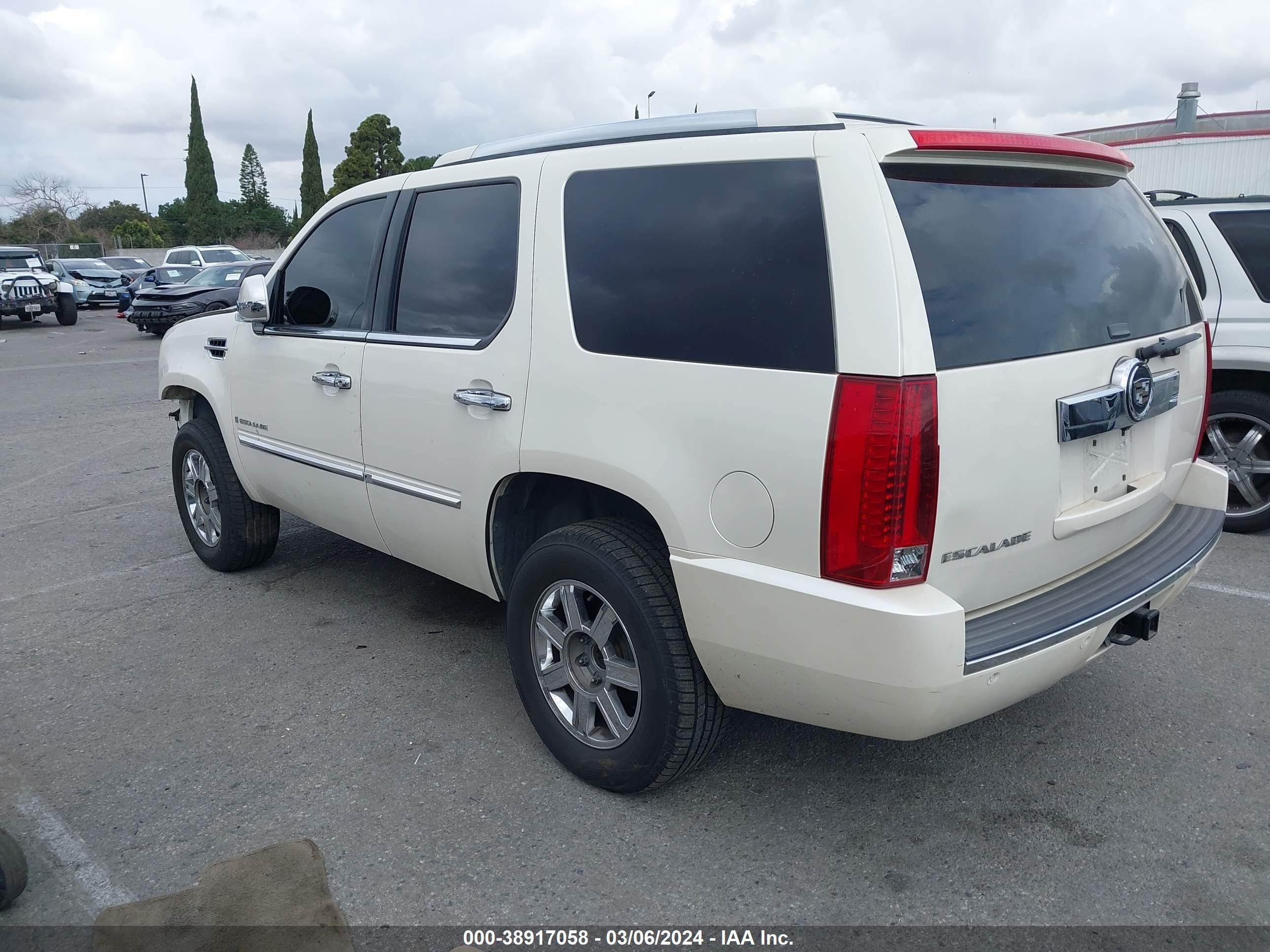 Photo 2 VIN: 1GYFK63887R212315 - CADILLAC ESCALADE 