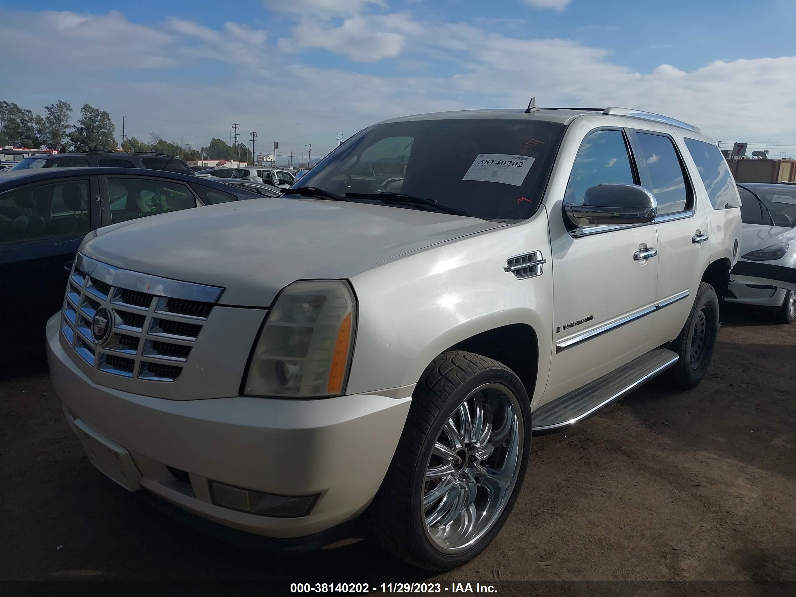 Photo 1 VIN: 1GYFK63887R362988 - CADILLAC ESCALADE 