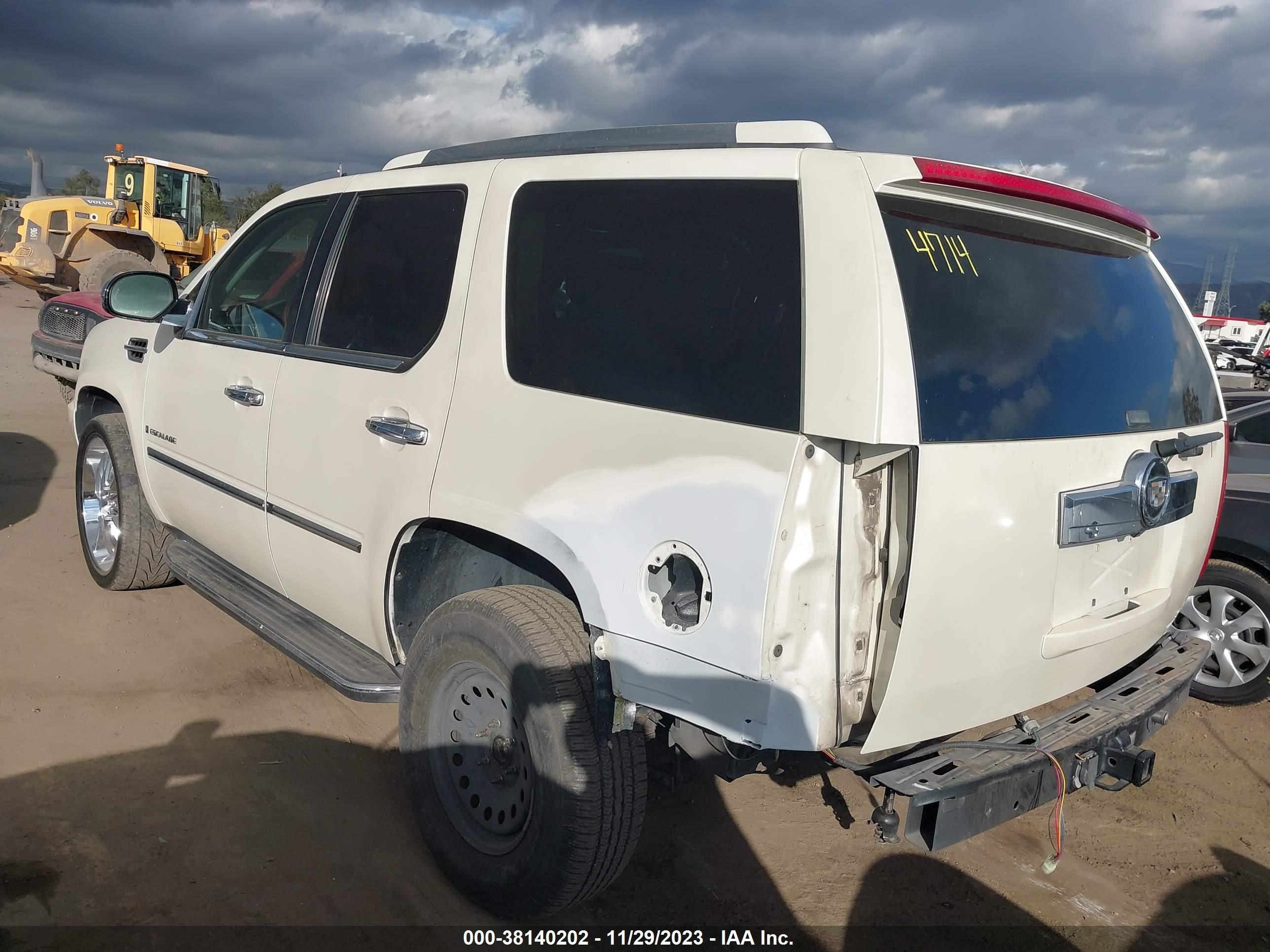 Photo 2 VIN: 1GYFK63887R362988 - CADILLAC ESCALADE 