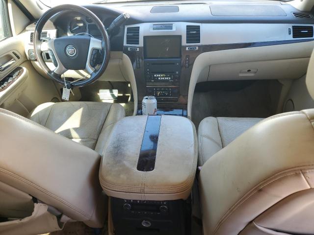 Photo 7 VIN: 1GYFK63888R131218 - CADILLAC ESCALADE 