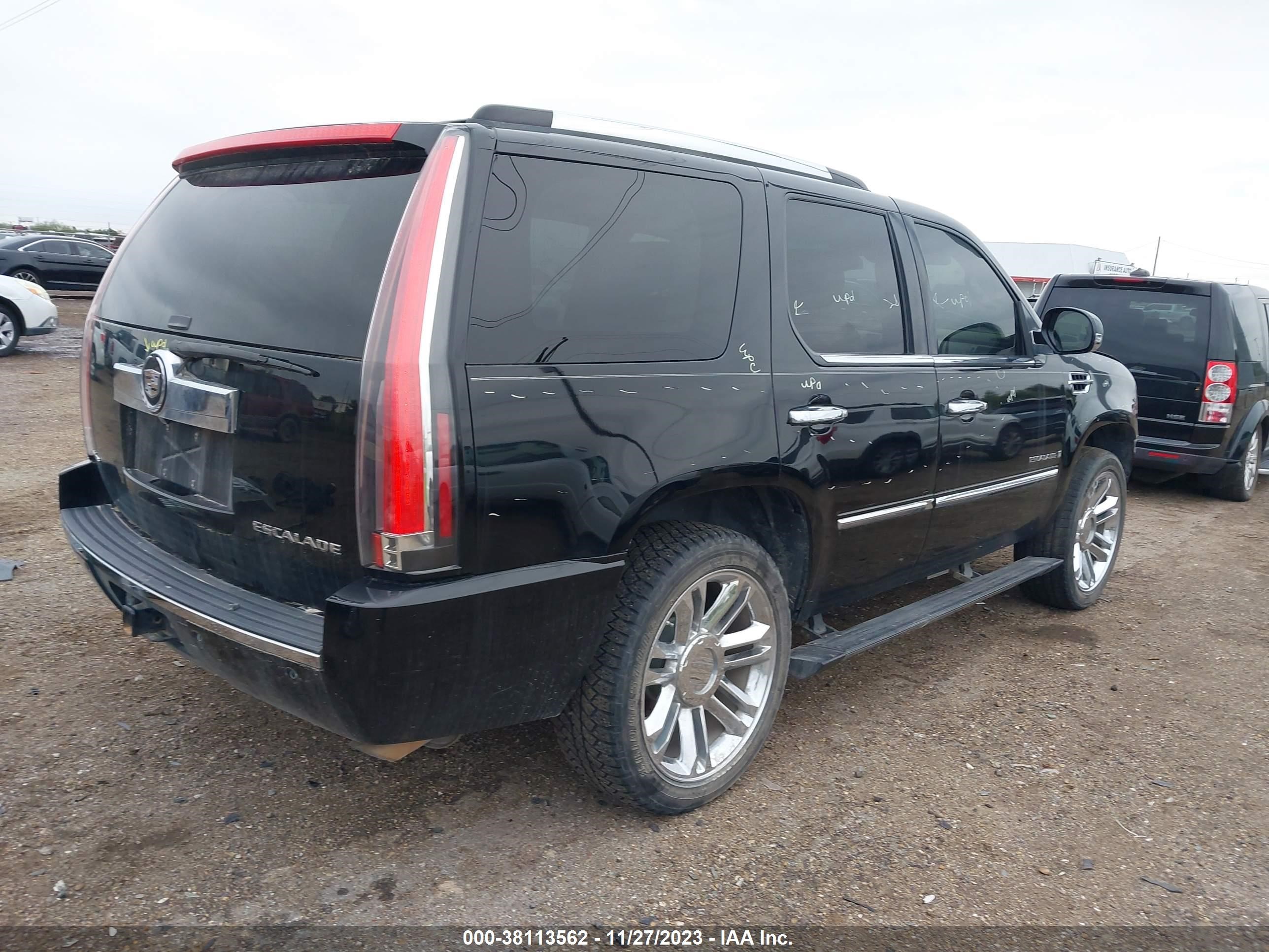 Photo 3 VIN: 1GYFK63888R250242 - CADILLAC ESCALADE 