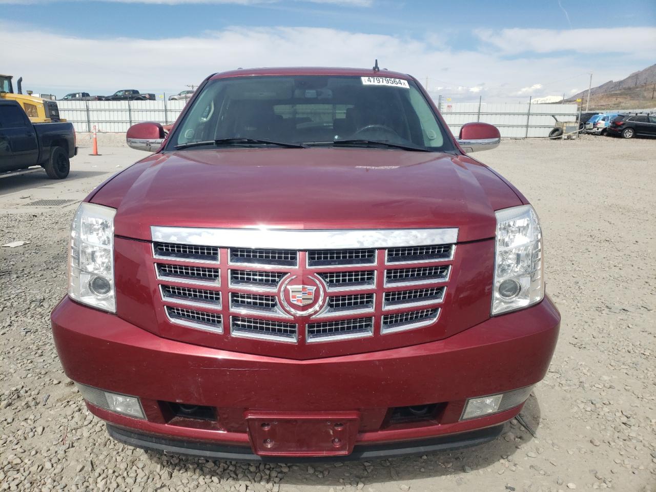 Photo 4 VIN: 1GYFK63898R149226 - CADILLAC ESCALADE 