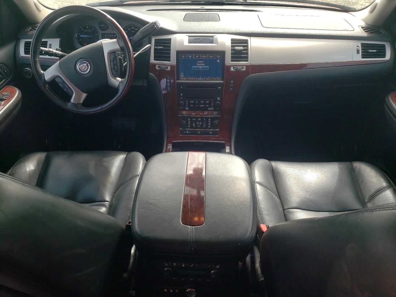 Photo 7 VIN: 1GYFK63898R149226 - CADILLAC ESCALADE 