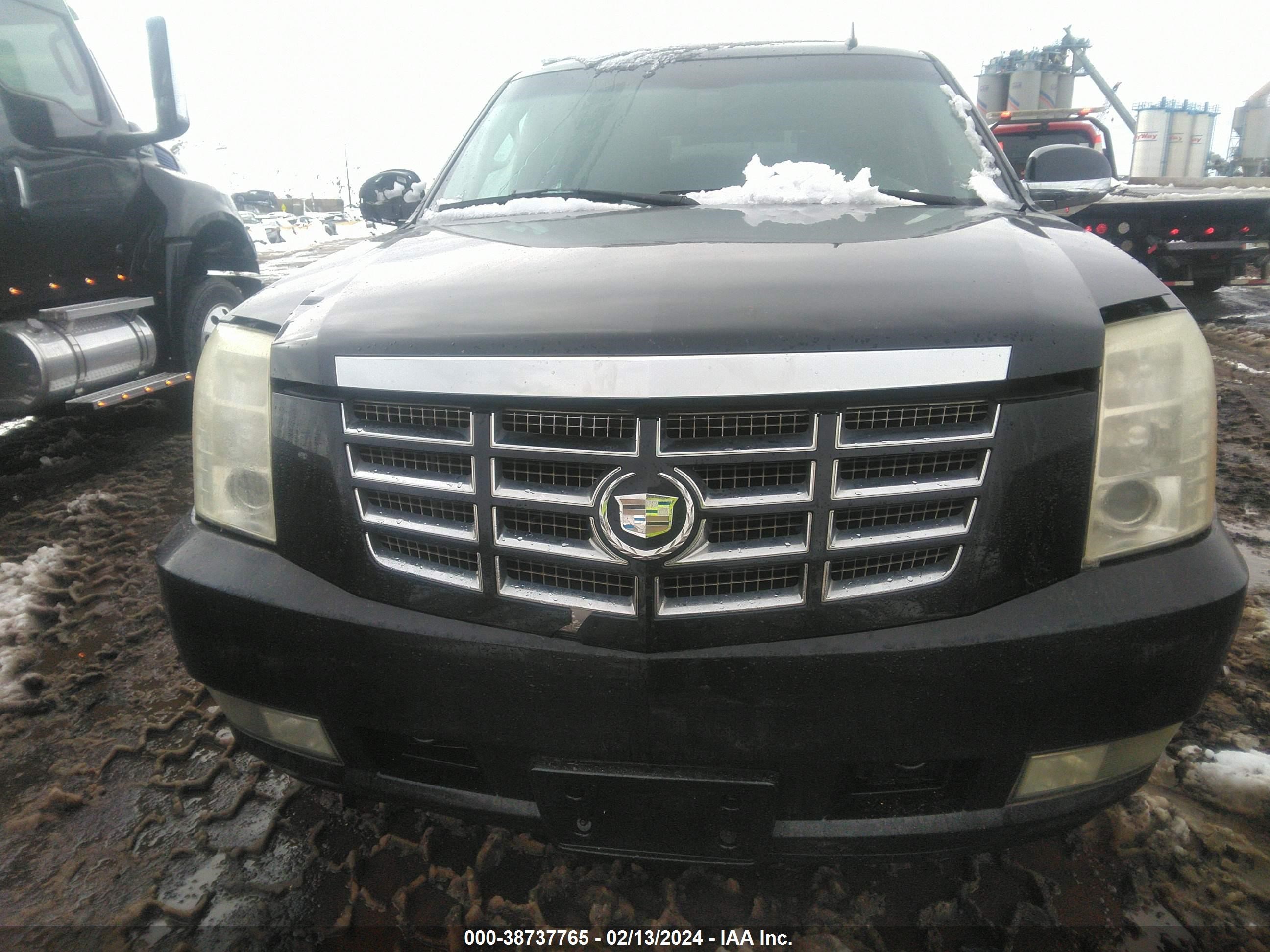 Photo 5 VIN: 1GYFK638X7R247034 - CADILLAC ESCALADE 