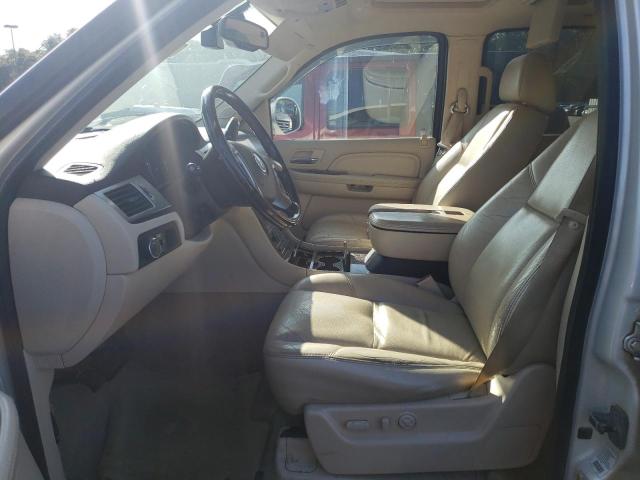 Photo 6 VIN: 1GYFK638X7R301481 - CADILLAC ESCALADE L 