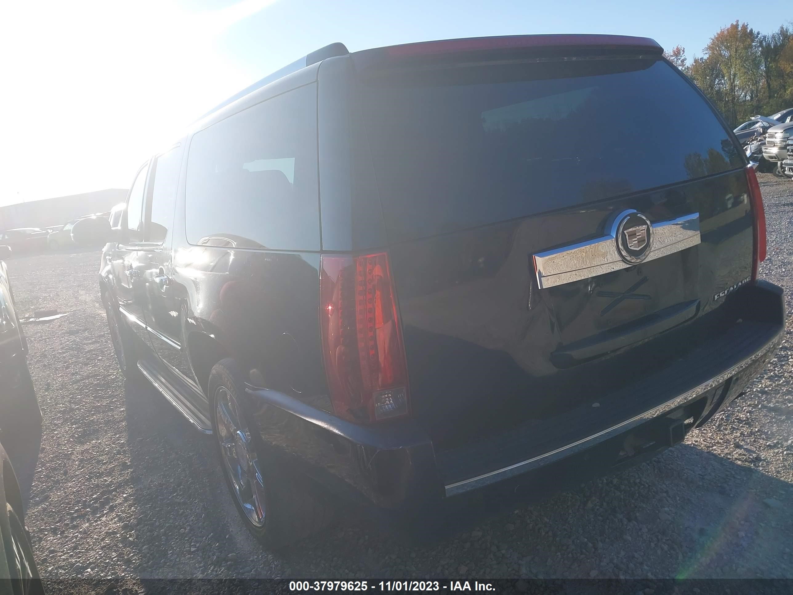 Photo 3 VIN: 1GYFK66817R376369 - CADILLAC ESCALADE 