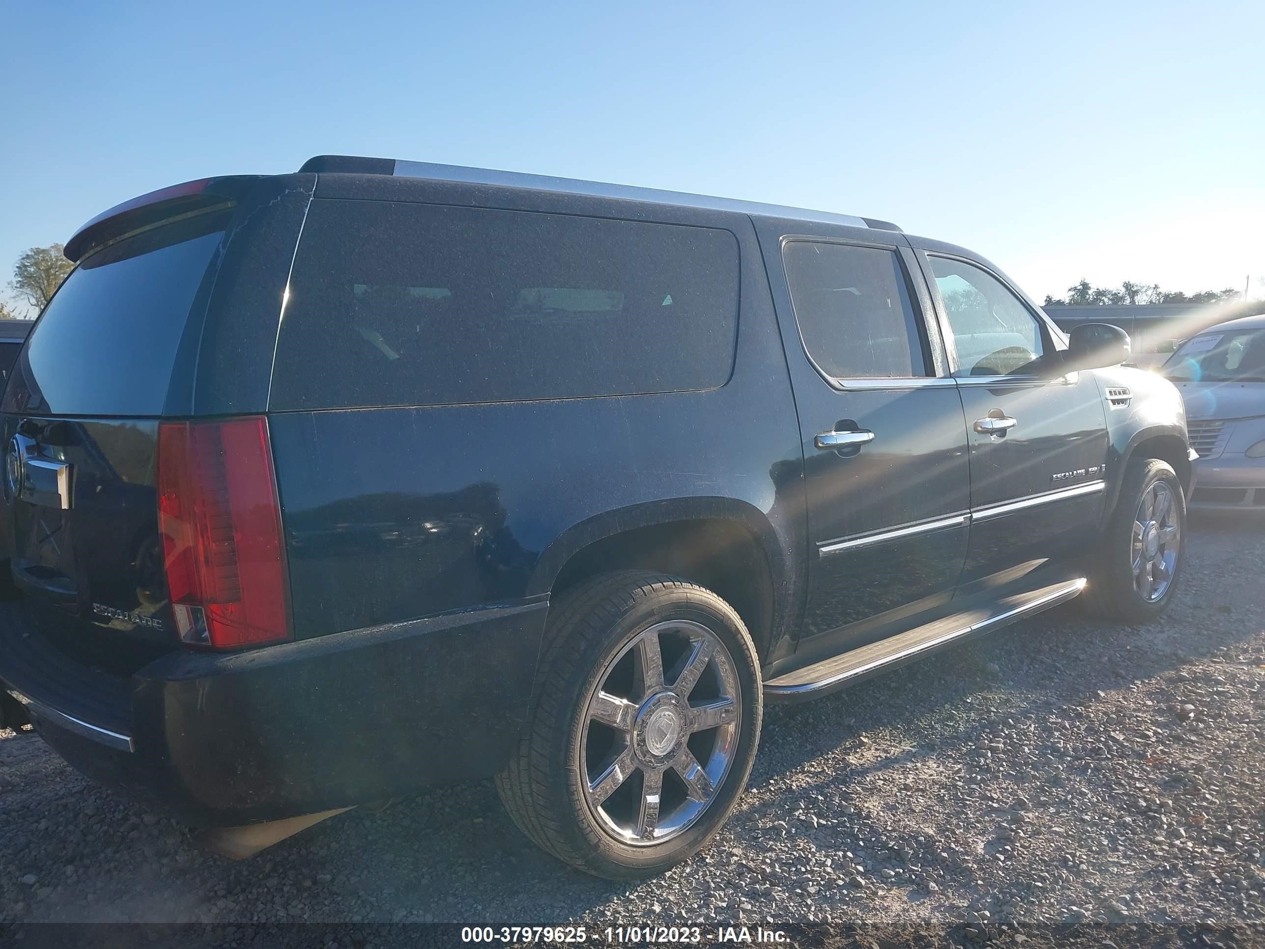 Photo 4 VIN: 1GYFK66817R376369 - CADILLAC ESCALADE 