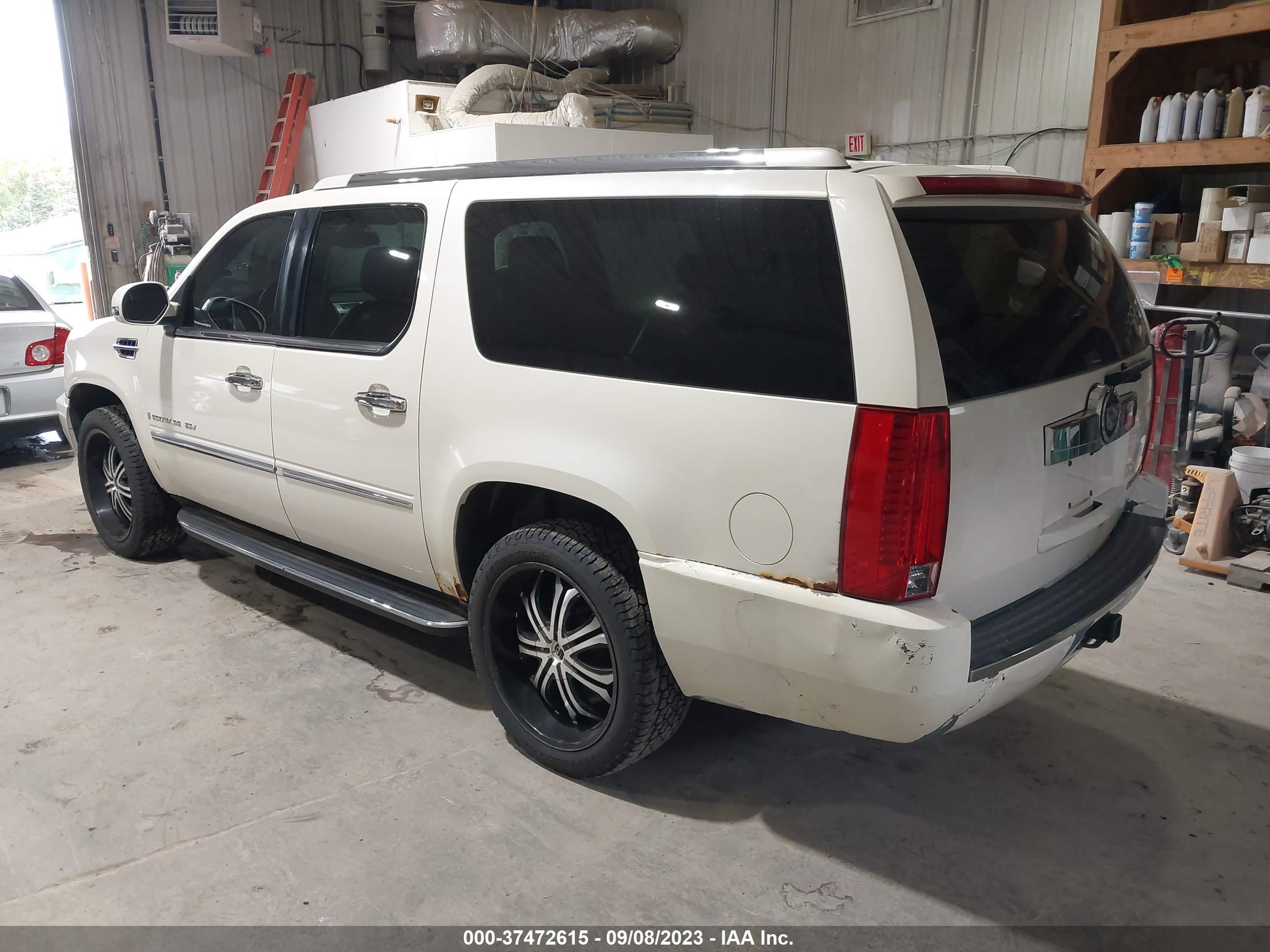 Photo 2 VIN: 1GYFK66817R389302 - CADILLAC ESCALADE 