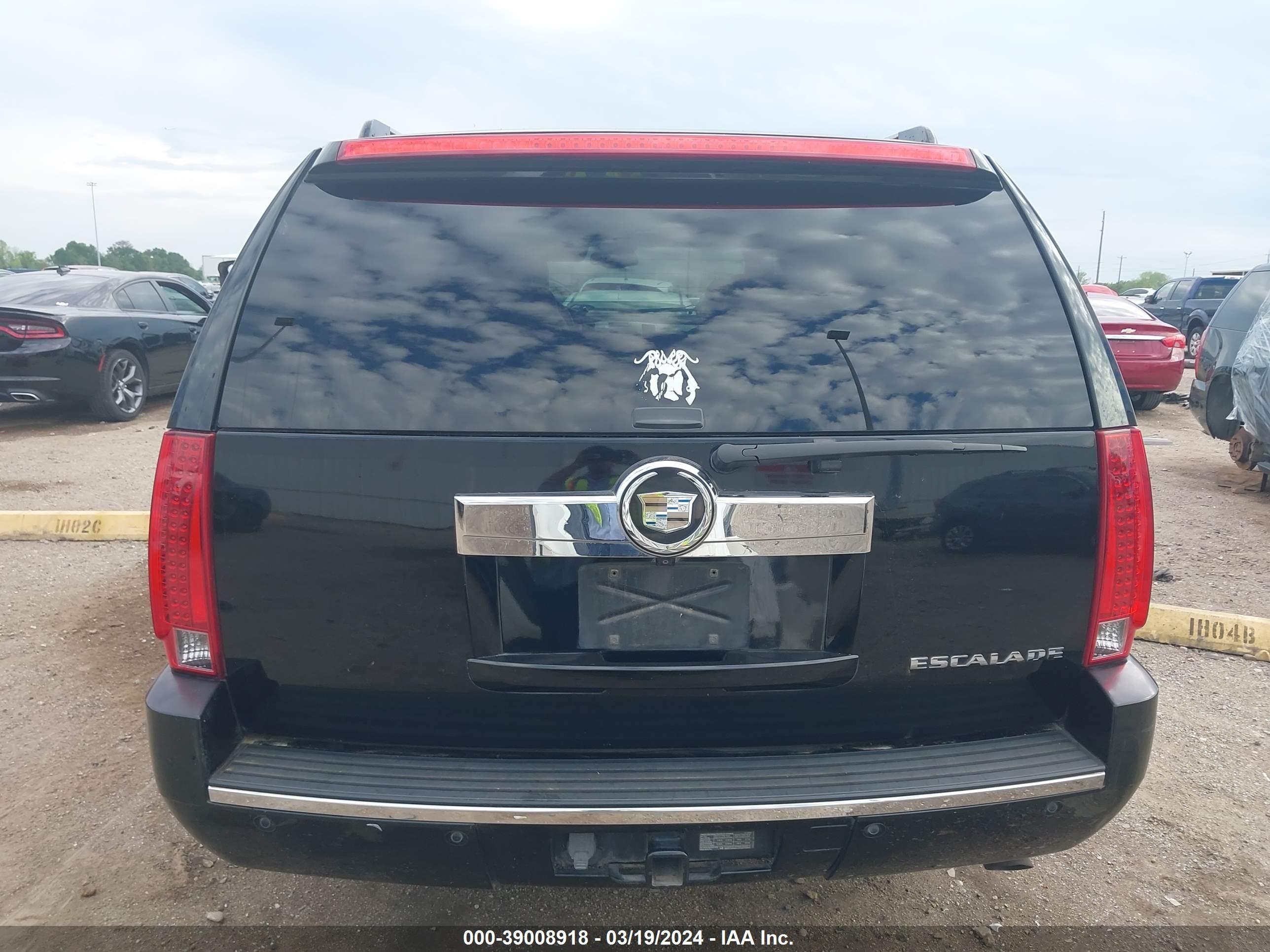 Photo 16 VIN: 1GYFK66818R188601 - CADILLAC ESCALADE 