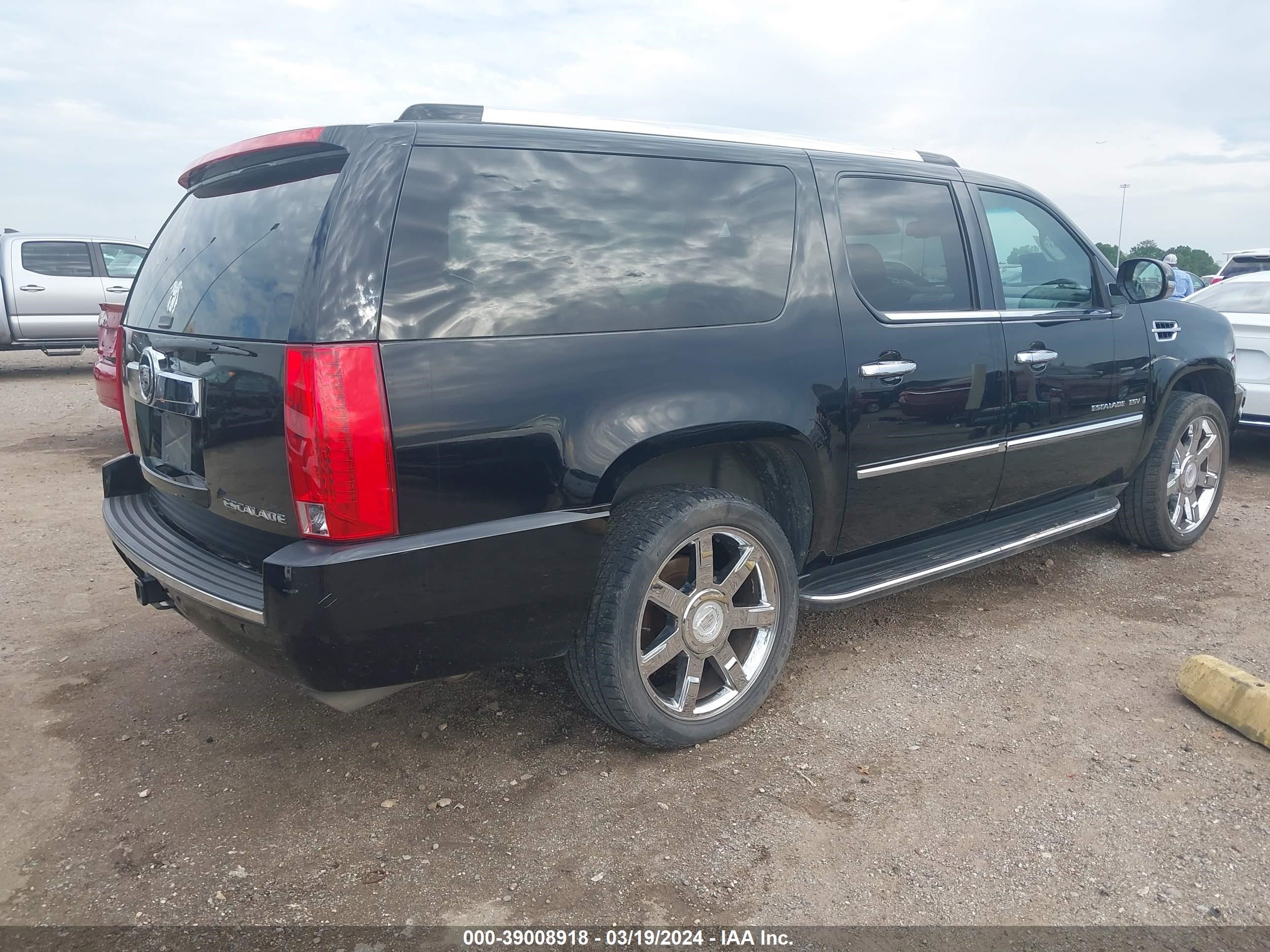 Photo 3 VIN: 1GYFK66818R188601 - CADILLAC ESCALADE 