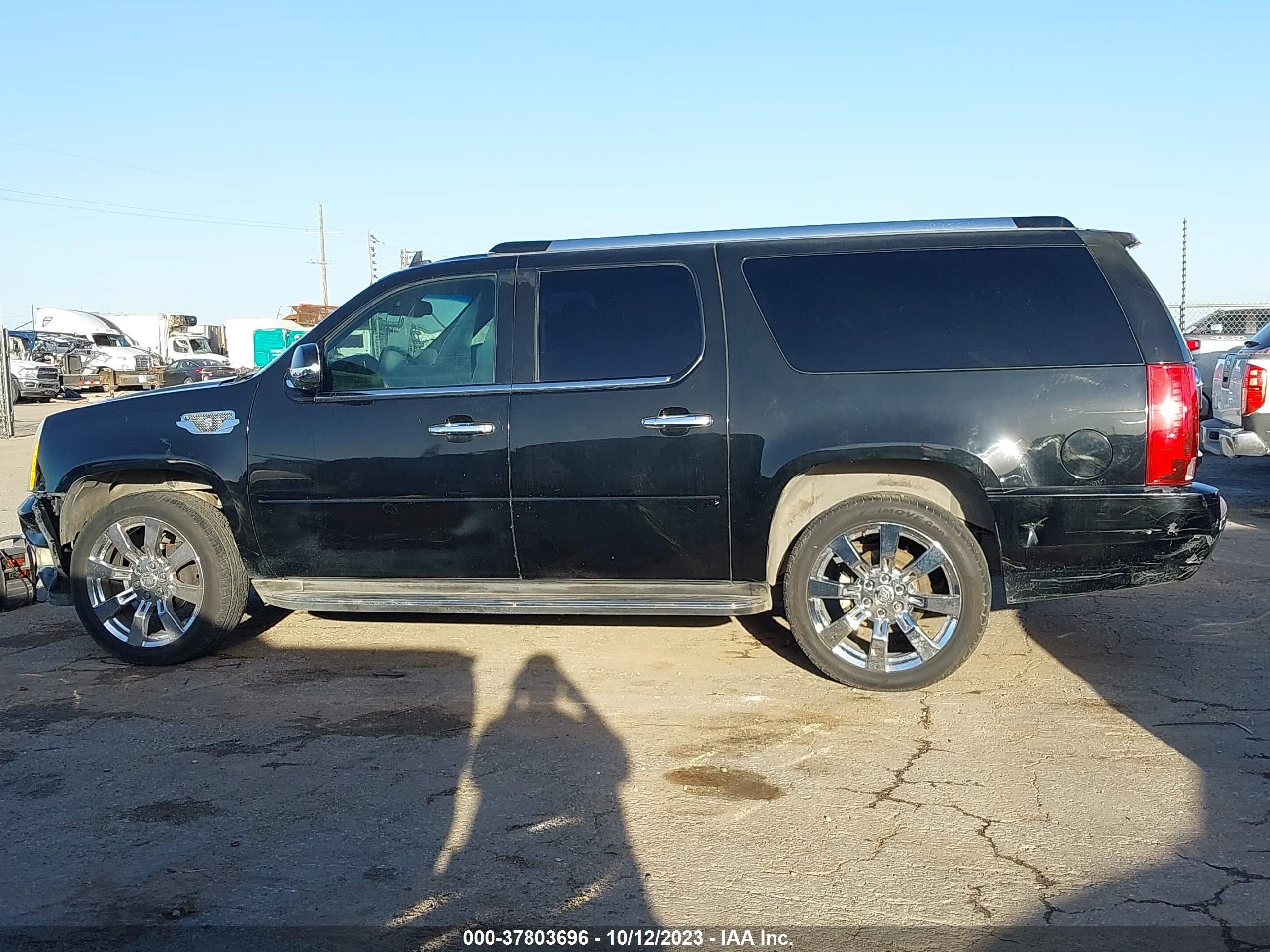 Photo 13 VIN: 1GYFK66827R188881 - CADILLAC ESCALADE 