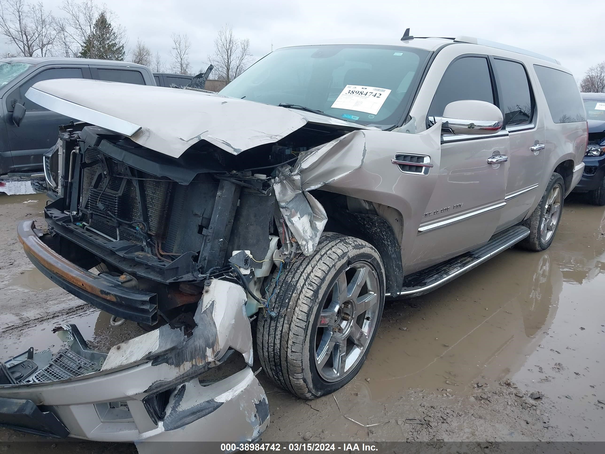 Photo 1 VIN: 1GYFK66867R323683 - CADILLAC ESCALADE 