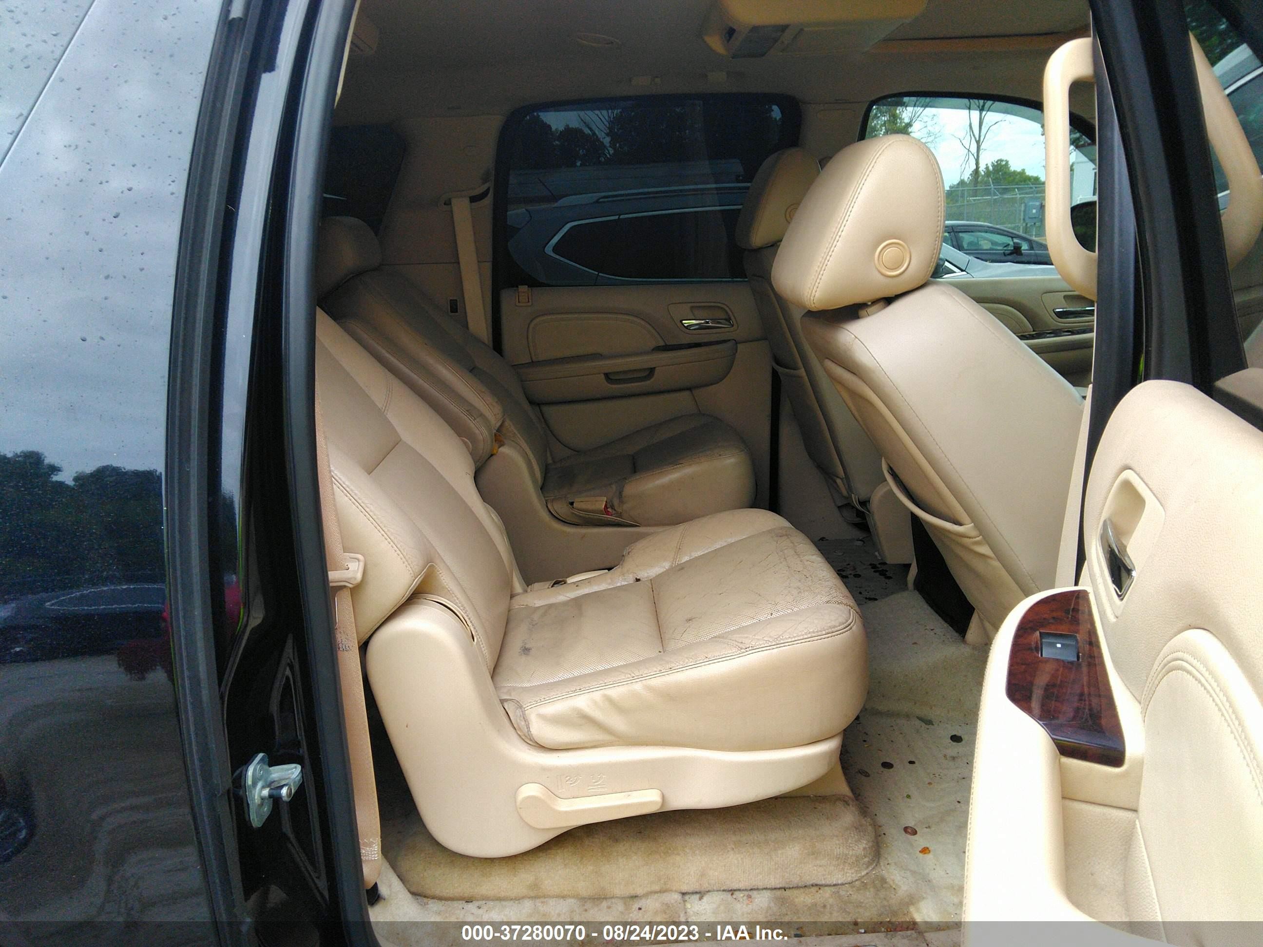 Photo 7 VIN: 1GYFK66877R235595 - CADILLAC ESCALADE 