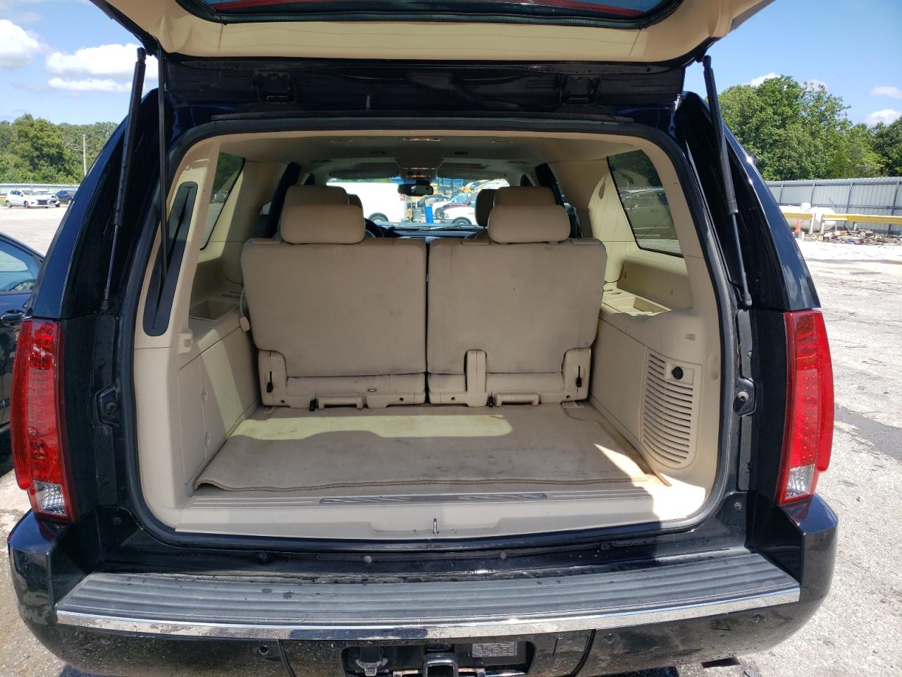 Photo 5 VIN: 1GYFK66897R244038 - CADILLAC ESCALADE 